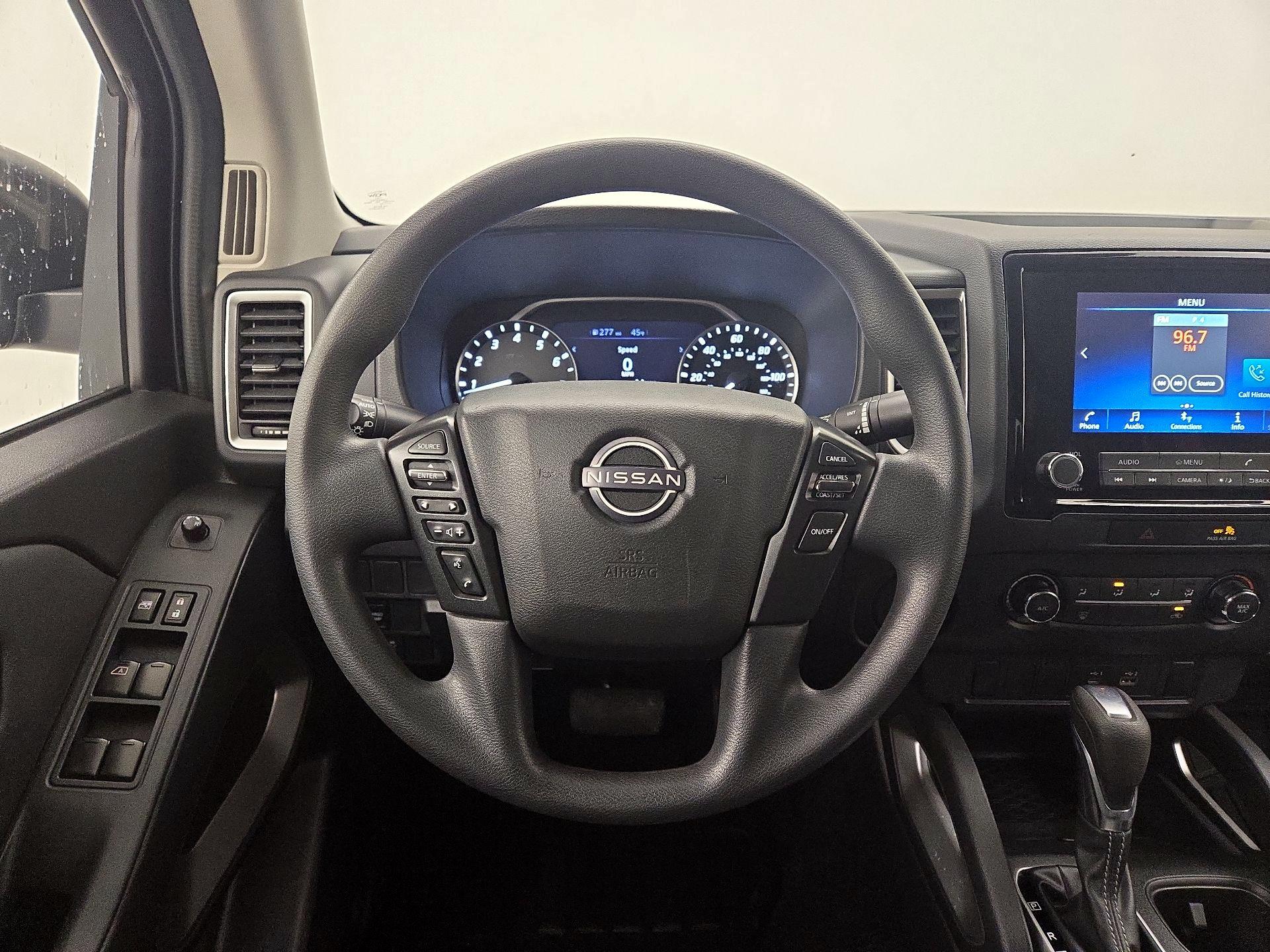 Thumbnail: 2022 Nissan Frontier - 10