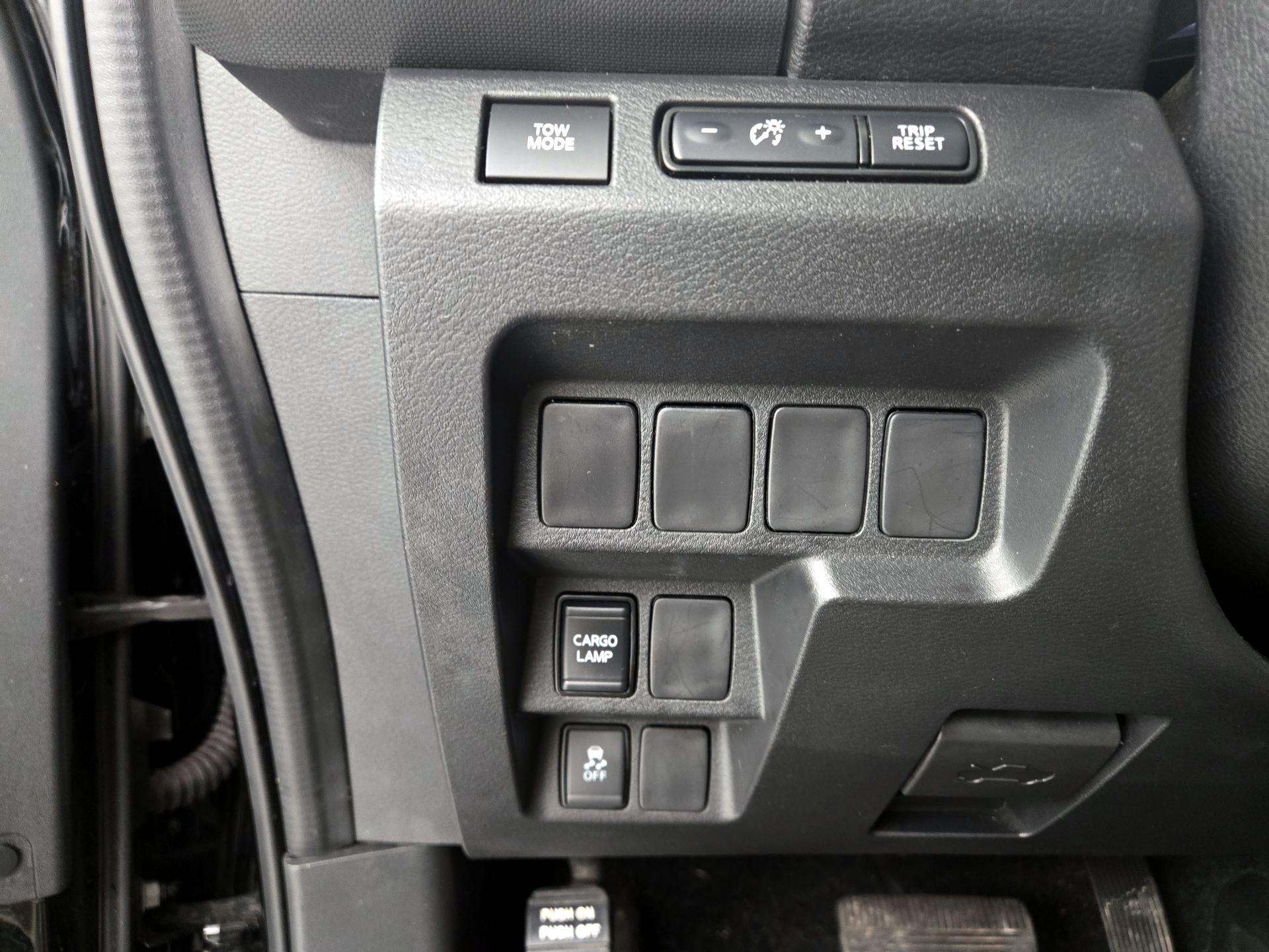 Thumbnail: 2022 Nissan Frontier - 13