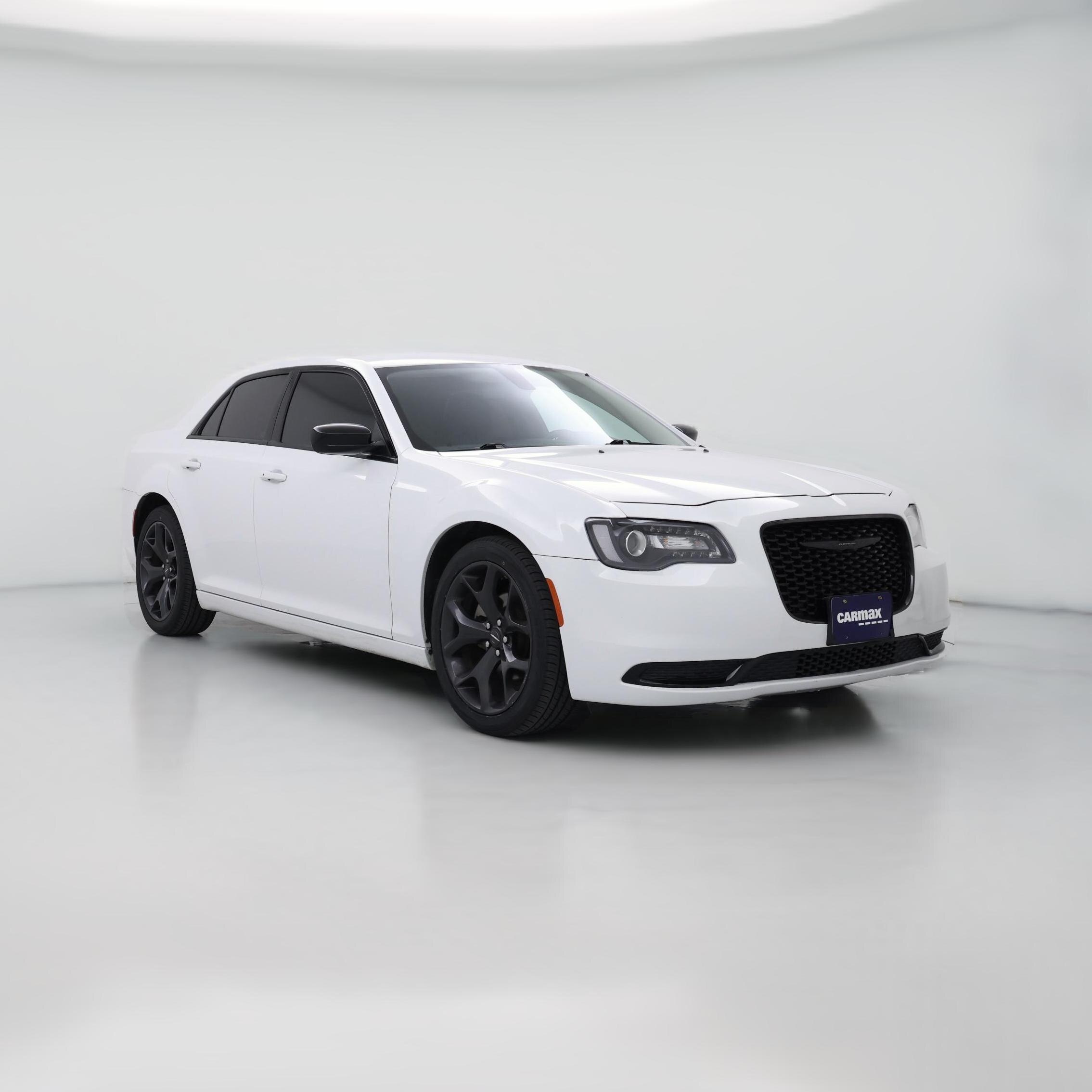 Thumbnail: 2023 Chrysler 300 - 1