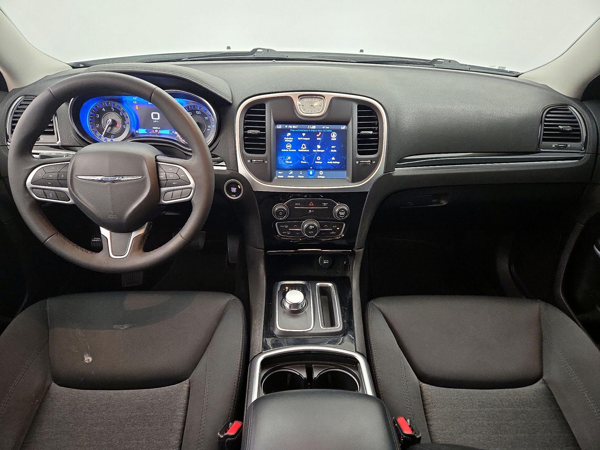 Thumbnail: 2023 Chrysler 300 - 9