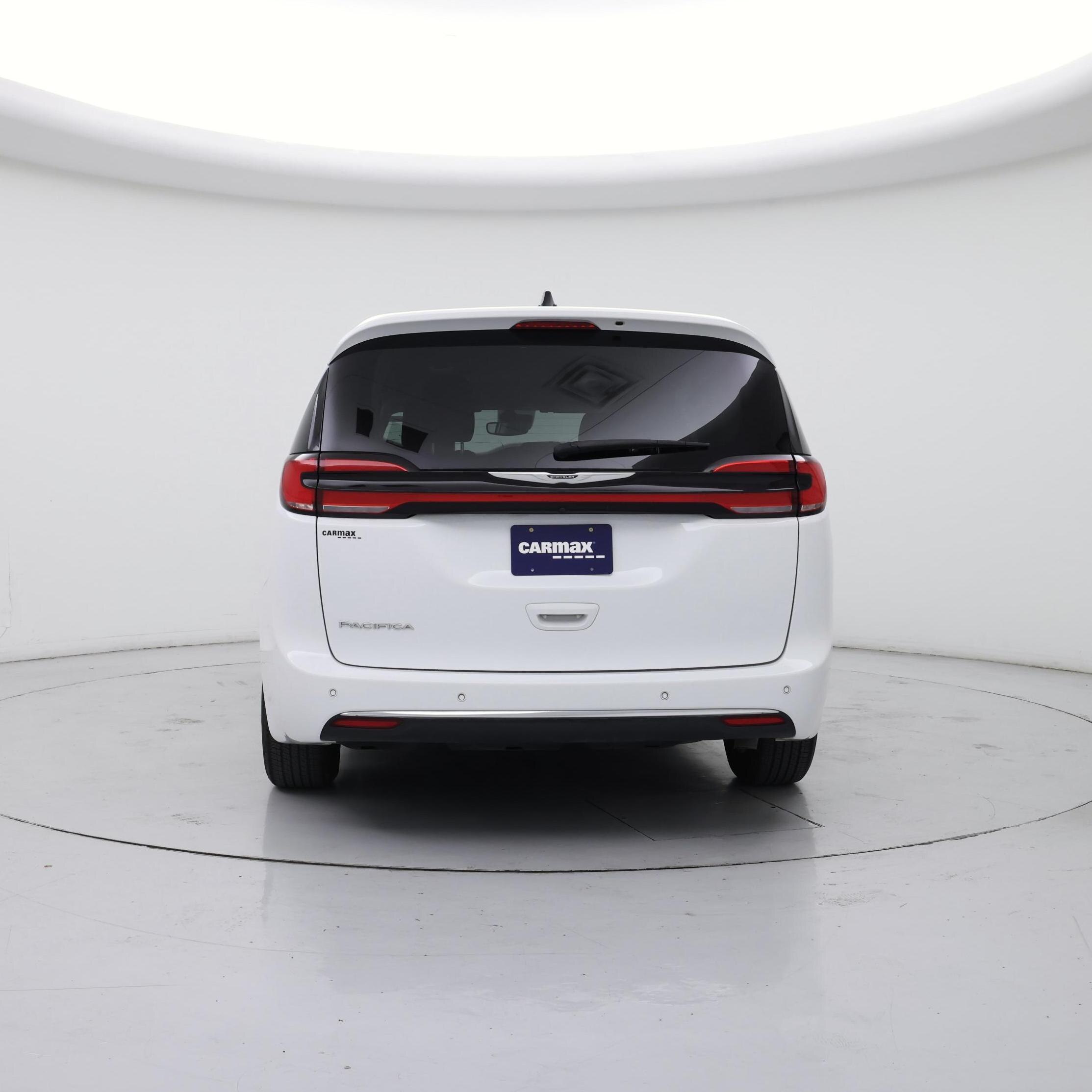 Thumbnail: 2024 Chrysler Pacifica - 6