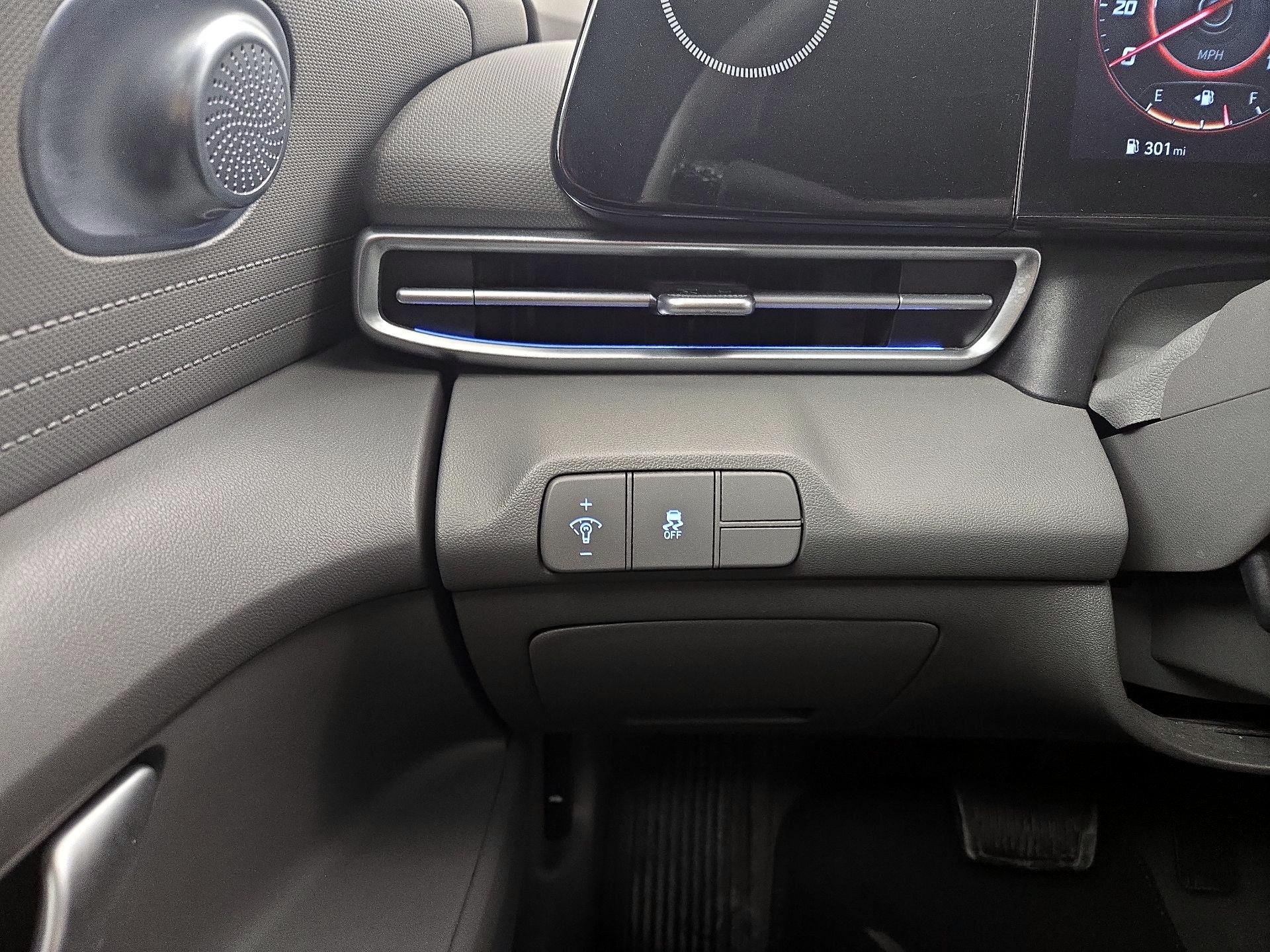 Thumbnail: 2024 Hyundai Elantra - 13