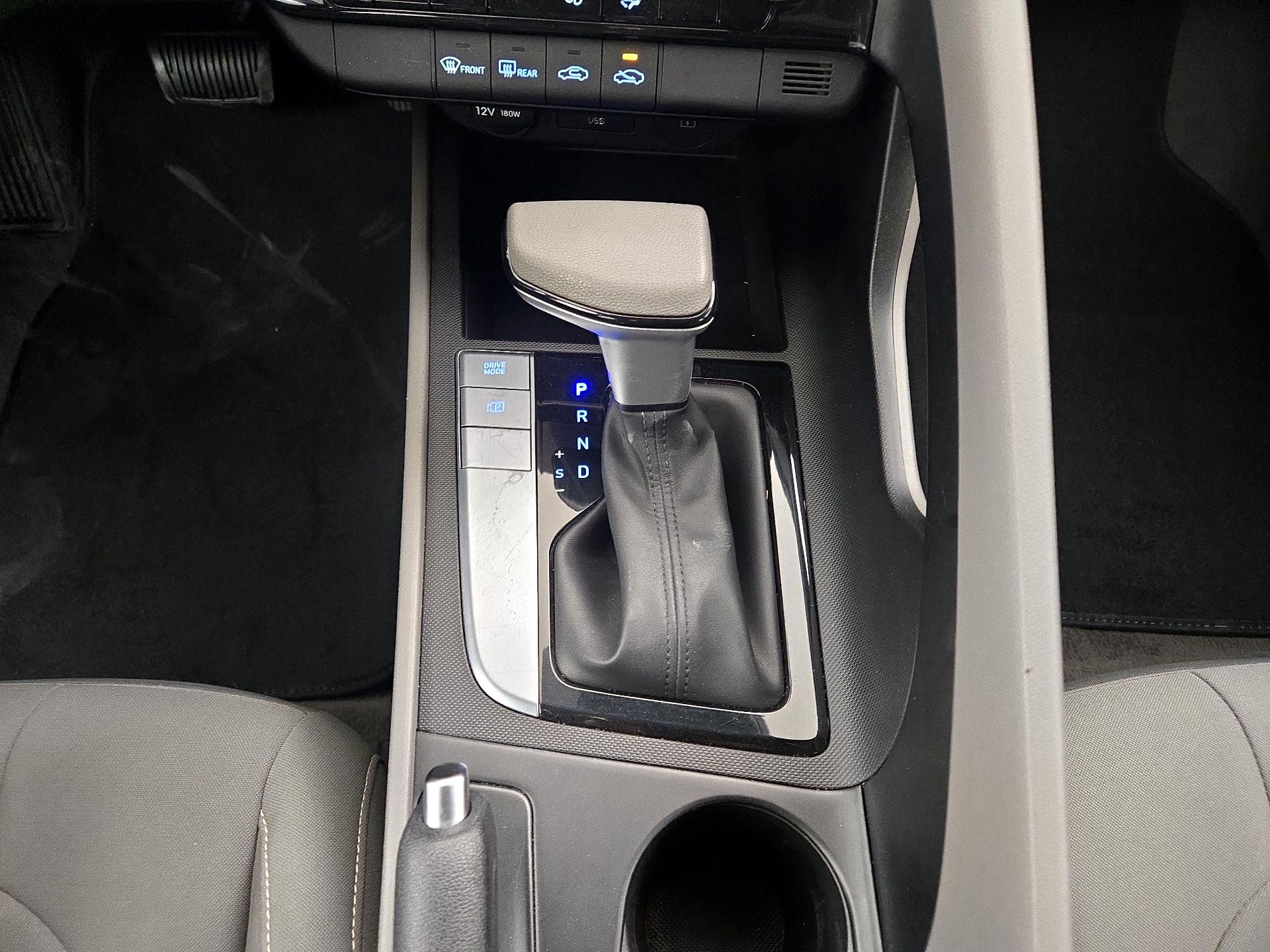 Thumbnail: 2024 Hyundai Elantra - 18