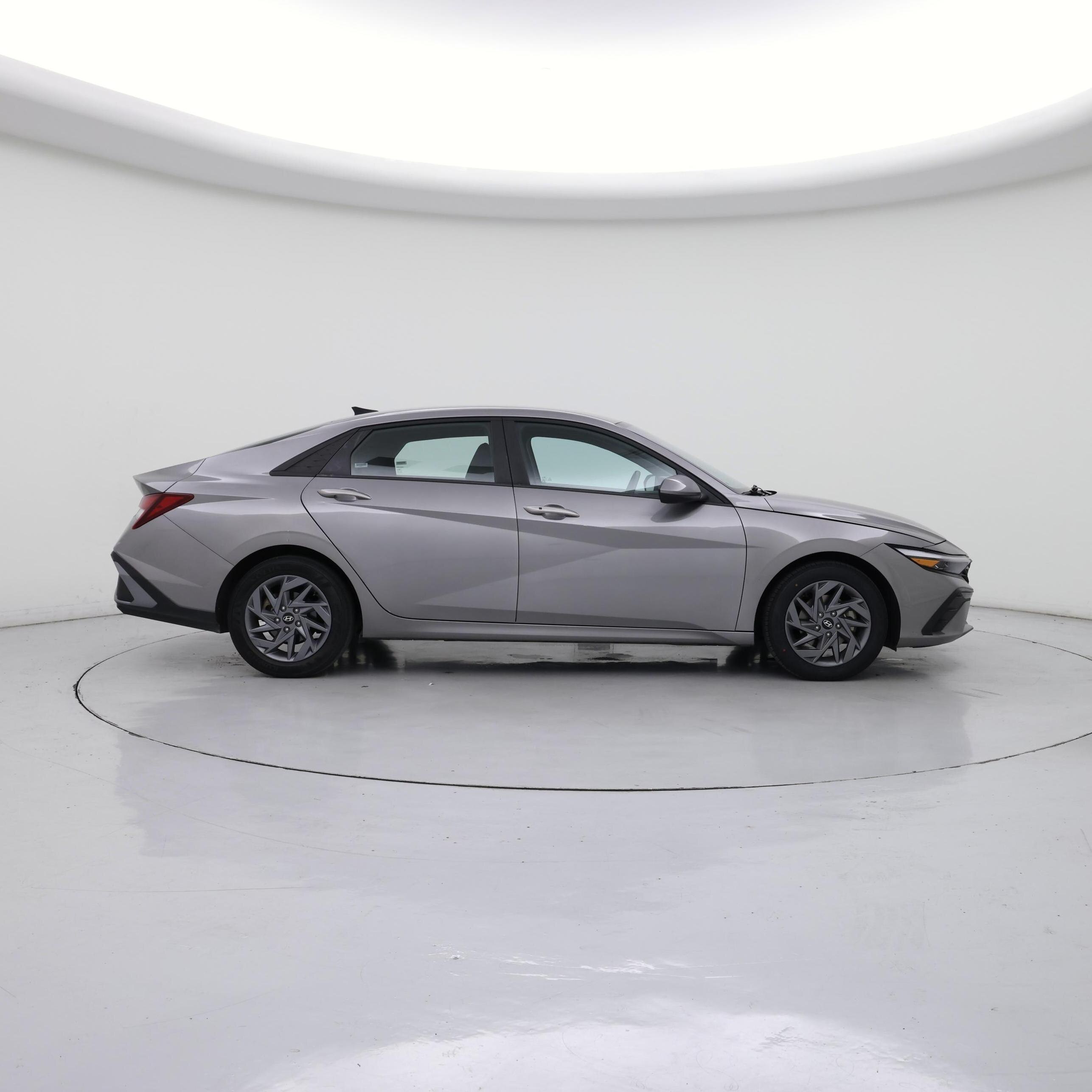 Thumbnail: 2024 Hyundai Elantra - 7