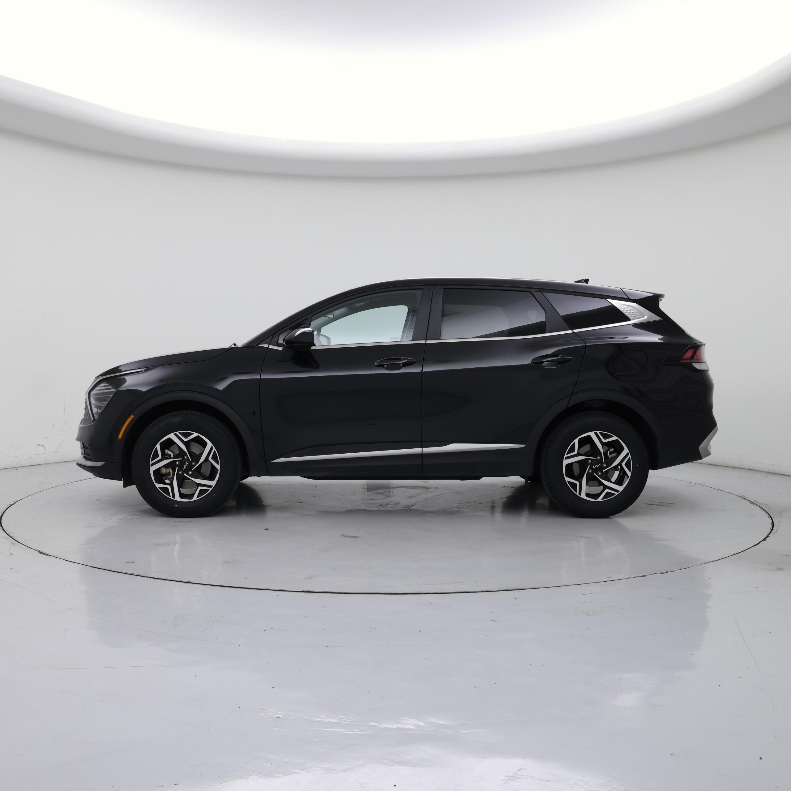 Thumbnail: 2024 Kia Sportage - 3