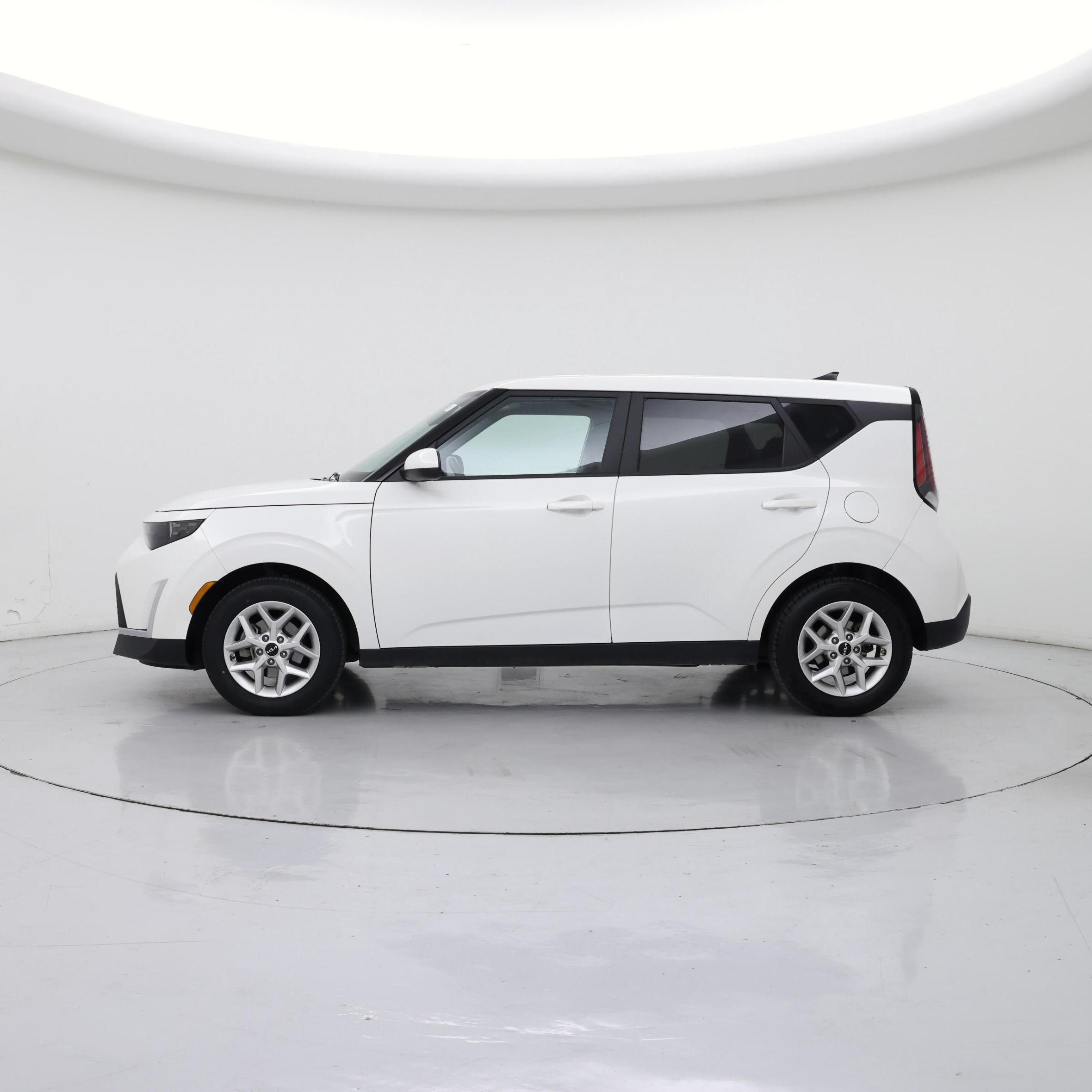 Thumbnail: 2024 Kia Soul - 3