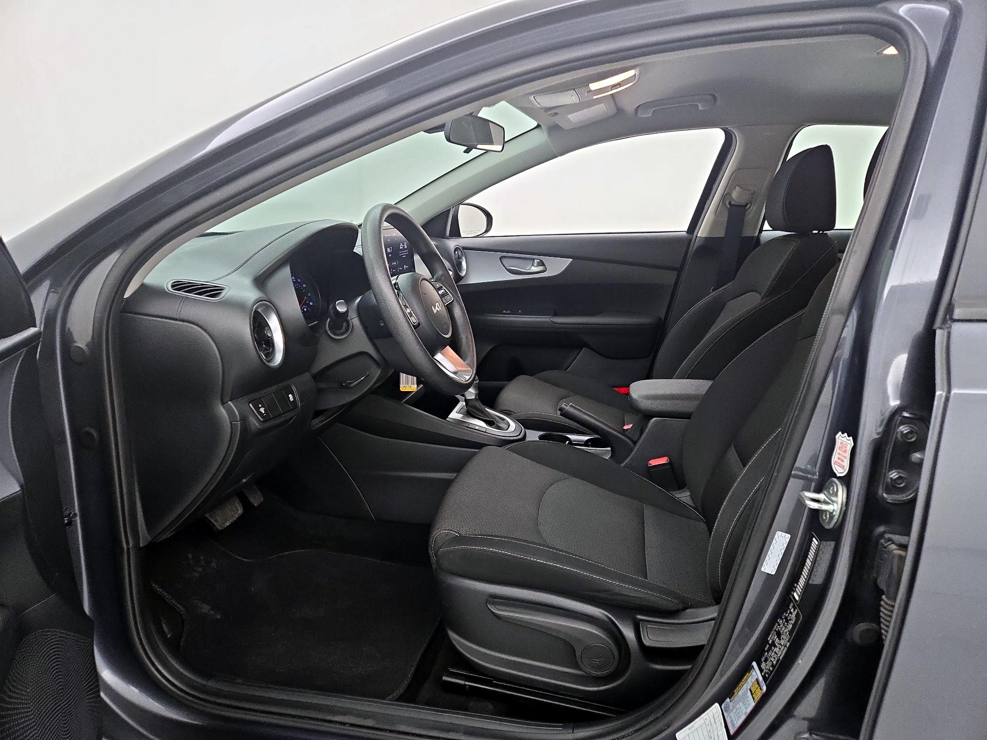 Thumbnail: 2024 Kia Forte - 11