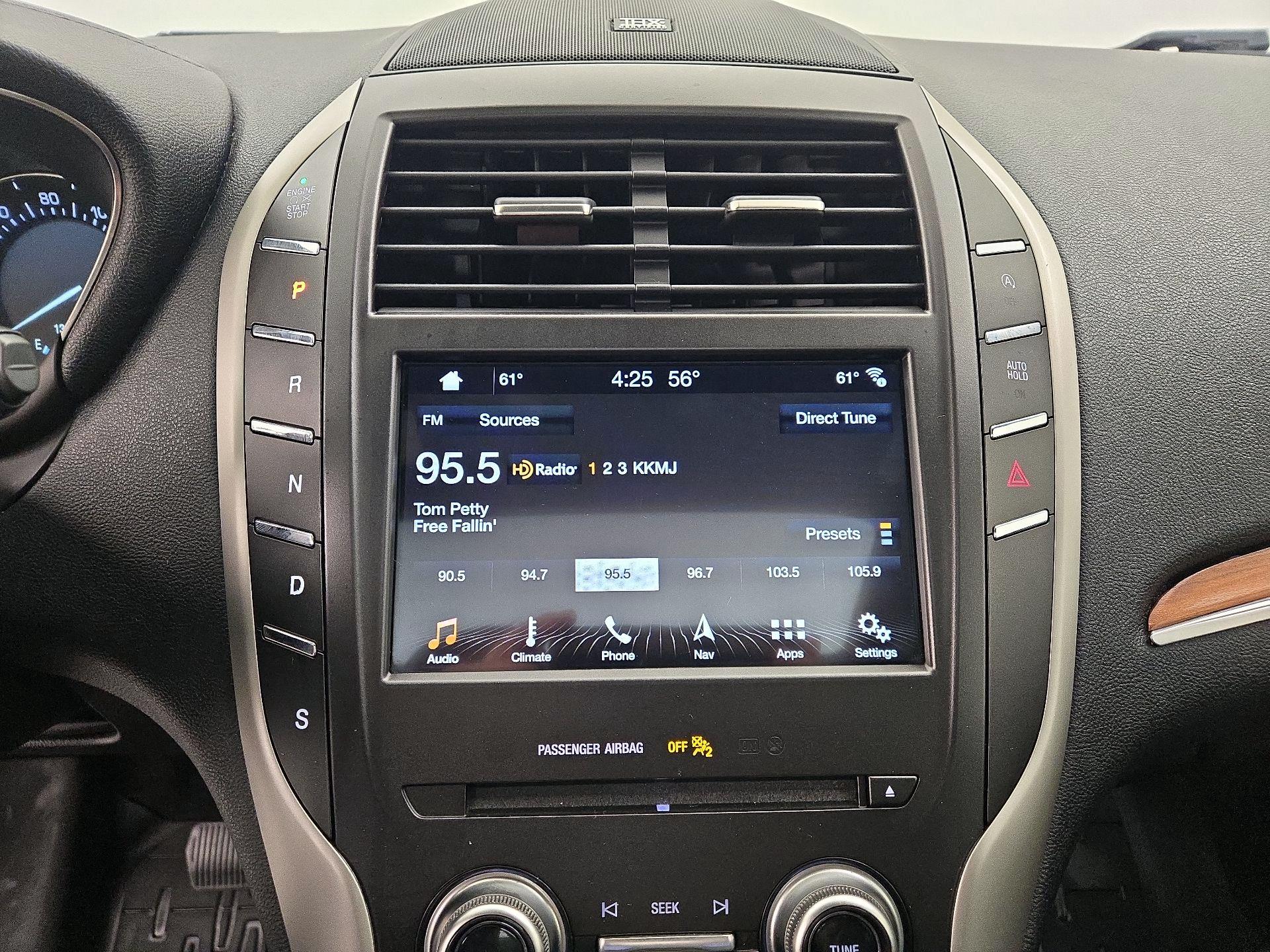 Thumbnail: 2019 Lincoln MKC - 18