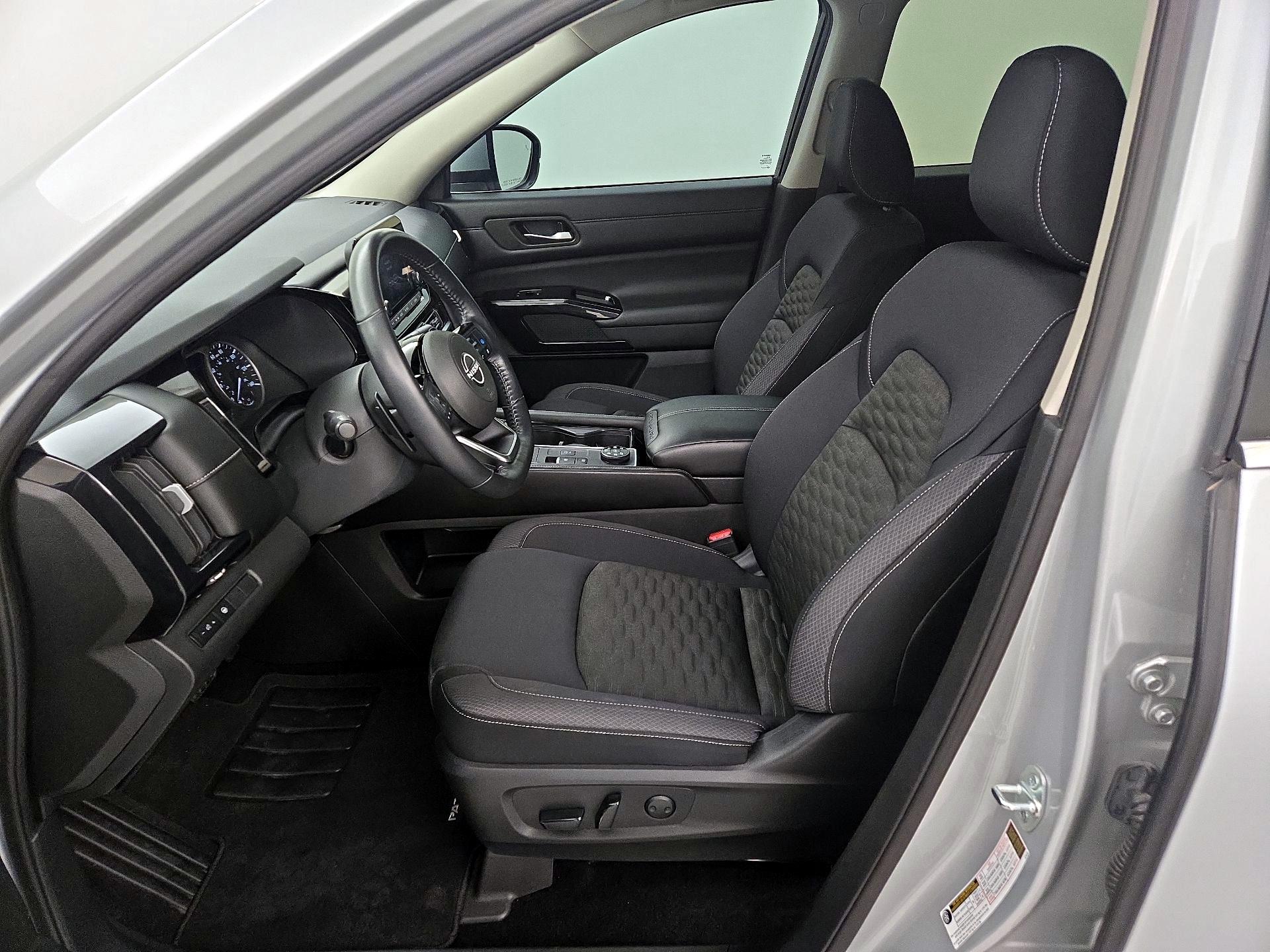 Thumbnail: 2022 Nissan Pathfinder - 11