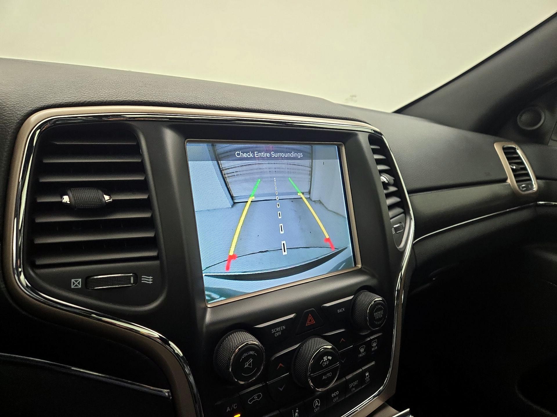 Thumbnail: 2017 Jeep Grand Cherokee - 15