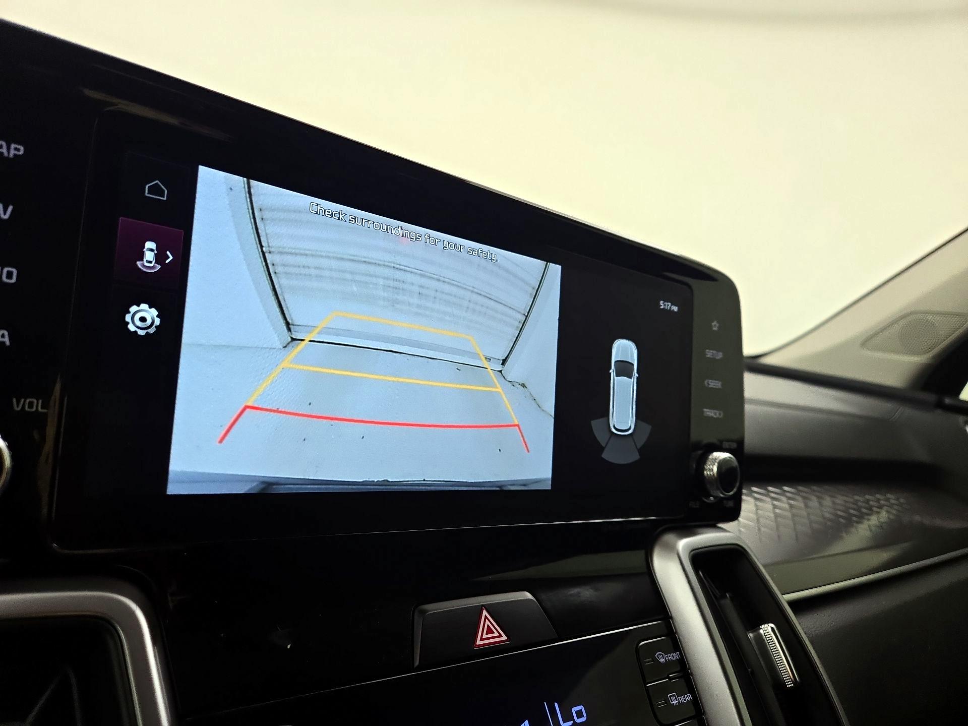 Thumbnail: 2023 Kia Sorento - 15