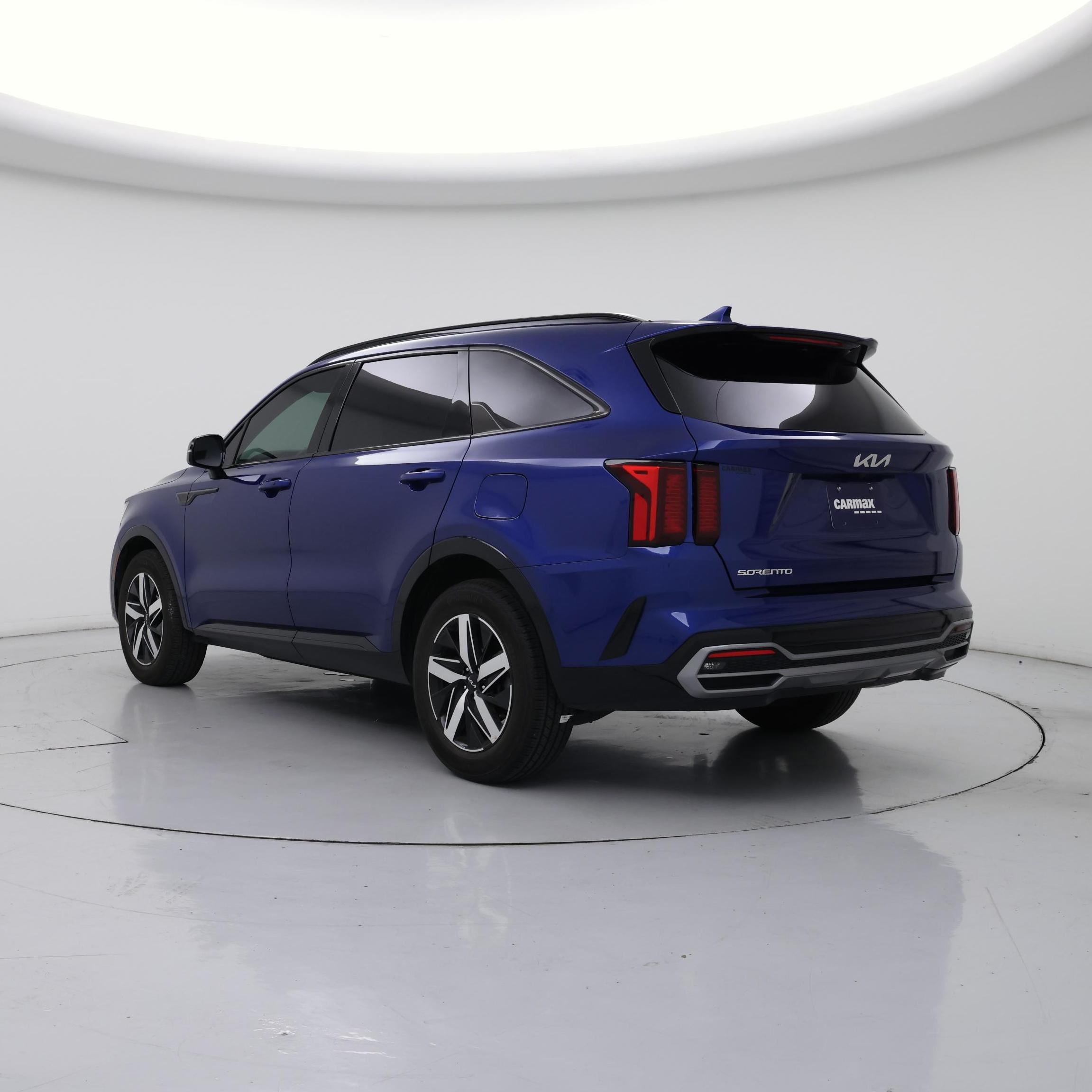 Thumbnail: 2023 Kia Sorento - 2