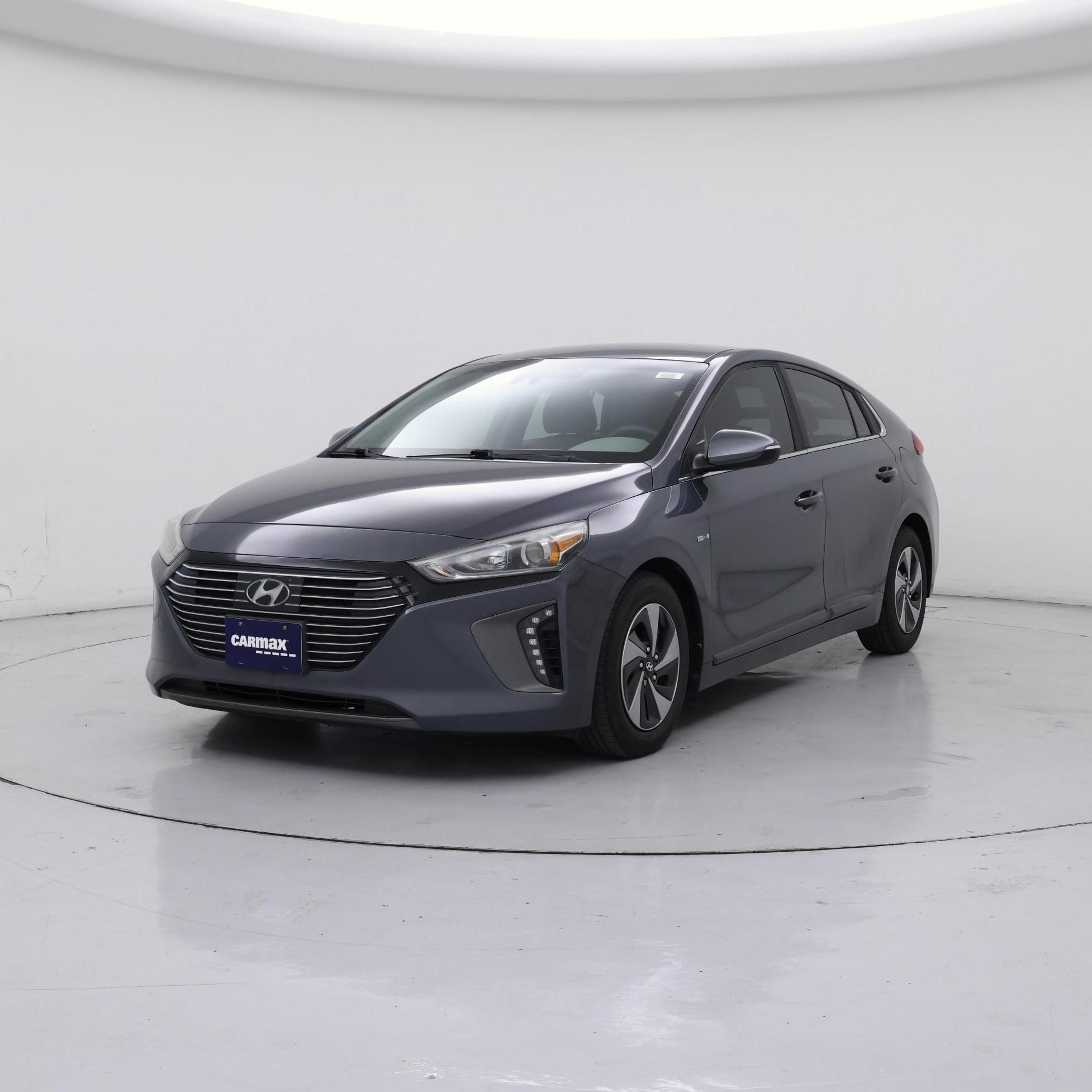 Thumbnail: 2019 Hyundai Ioniq - 4