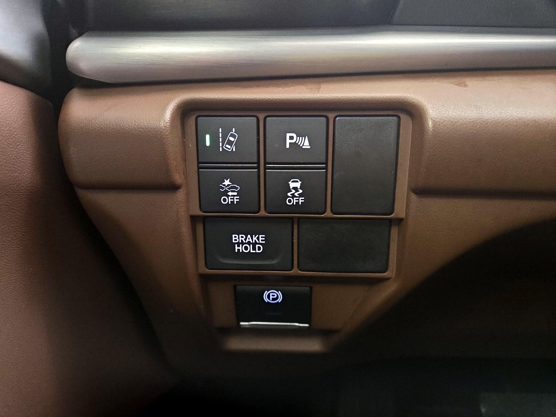 Thumbnail: 2021 Acura RDX - 13