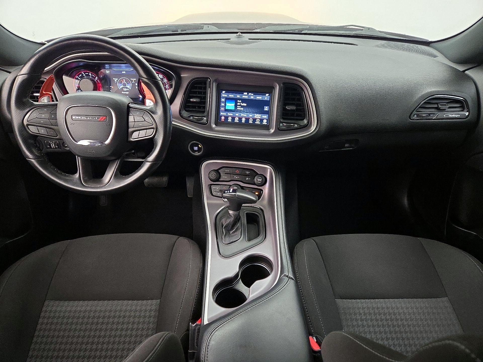 Thumbnail: 2022 Dodge Challenger - 9