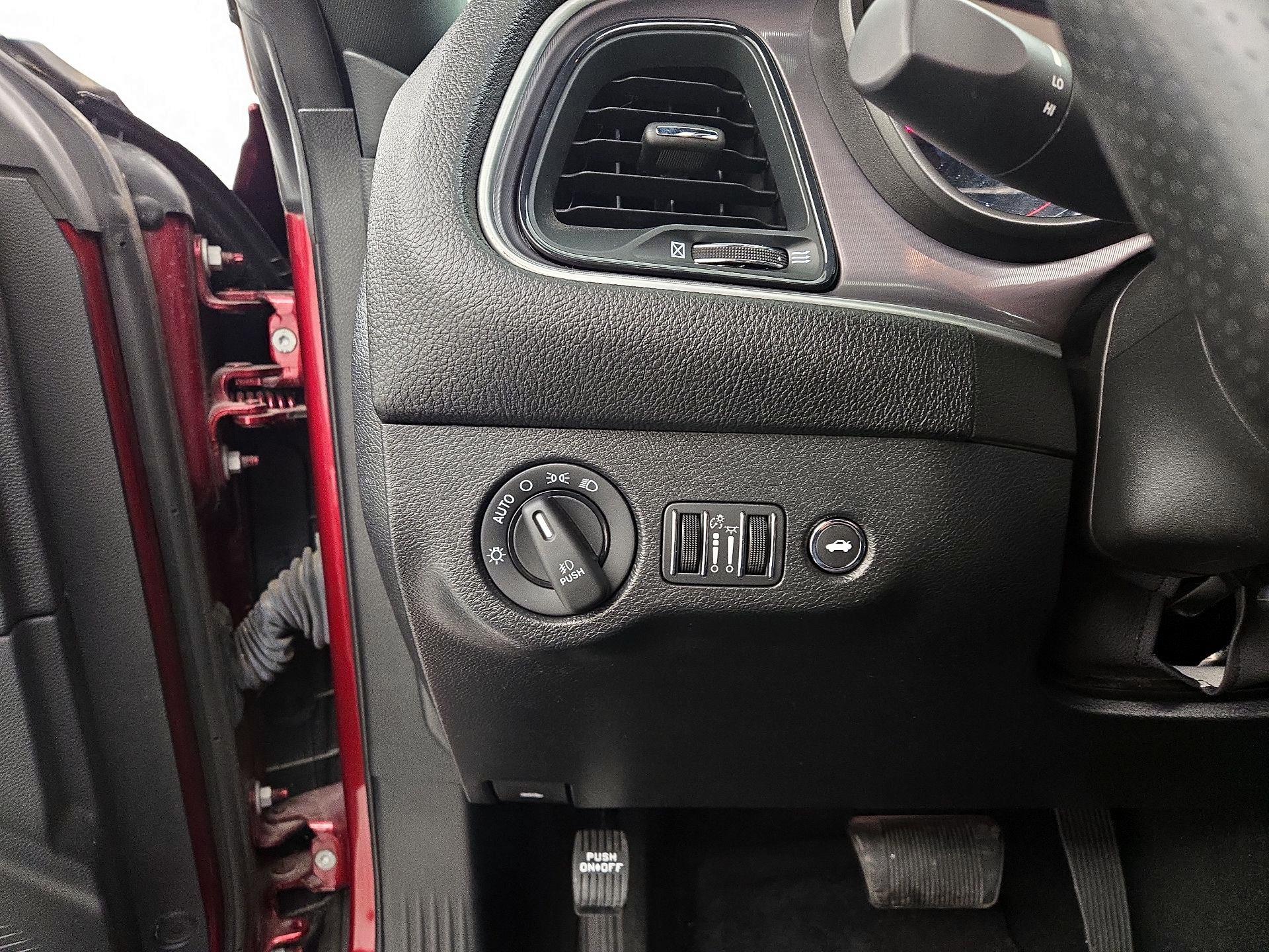 Thumbnail: 2022 Dodge Challenger - 13