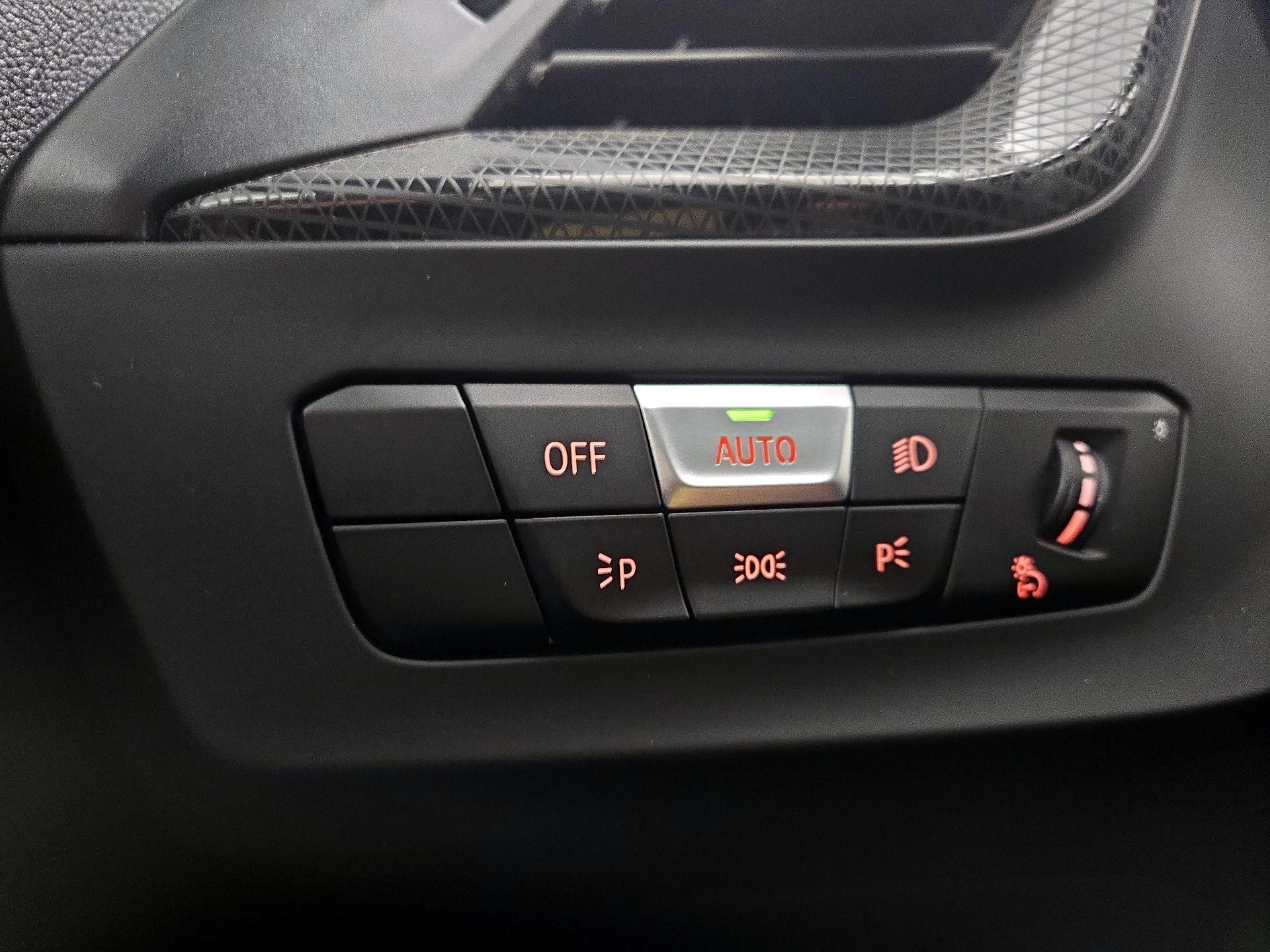 Thumbnail: 2021 BMW 2 Series - 13