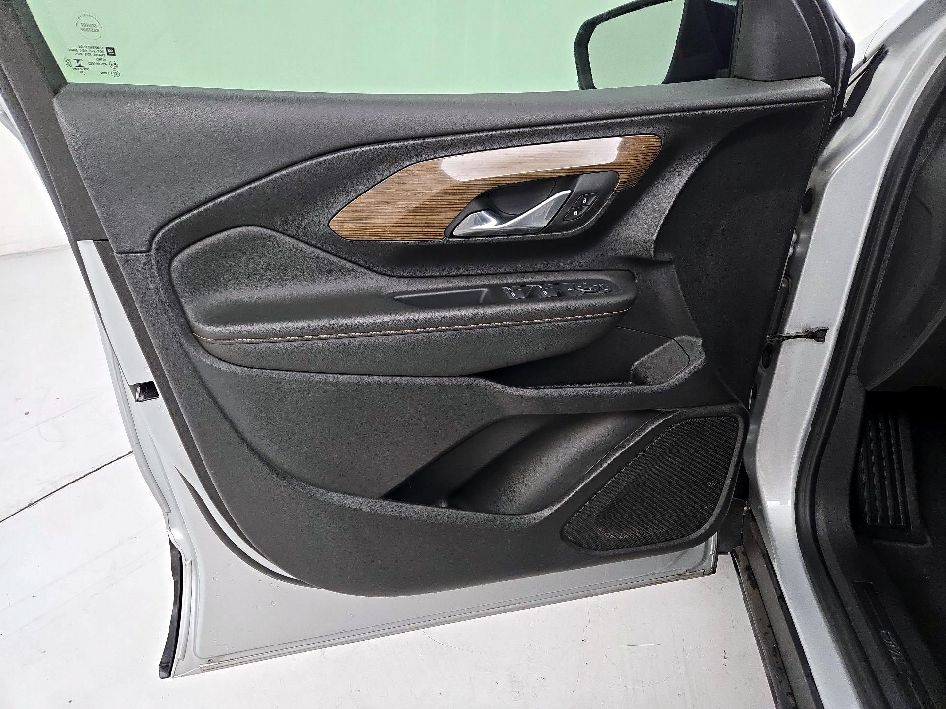 Thumbnail: 2020 GMC Terrain - 12