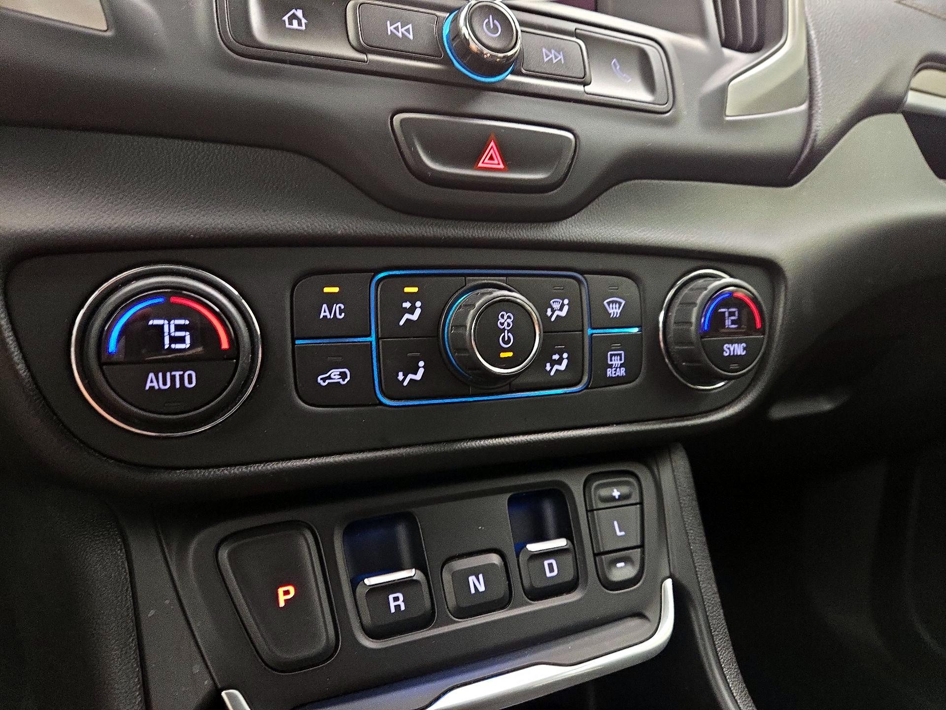 Thumbnail: 2020 GMC Terrain - 16