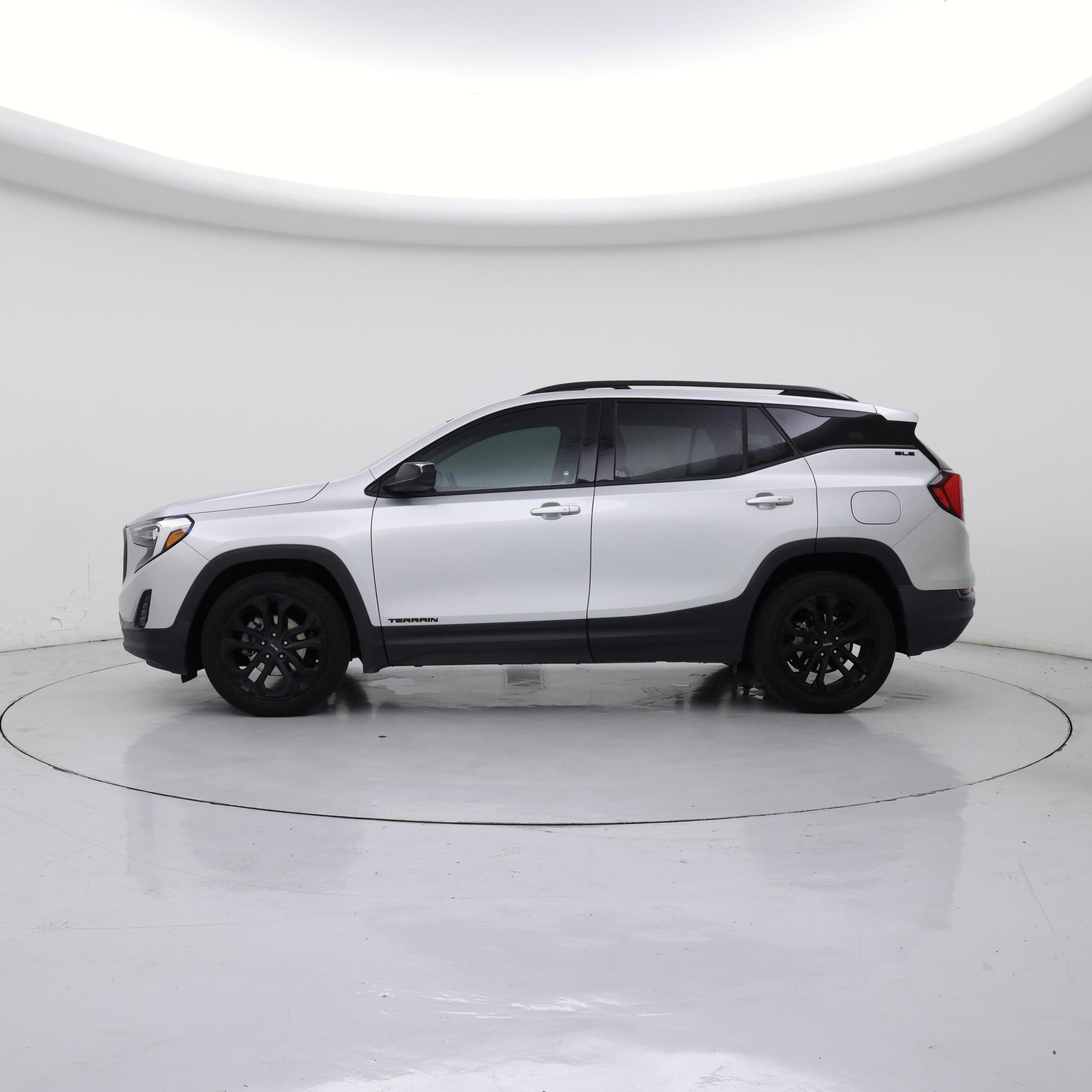 Thumbnail: 2020 GMC Terrain - 3