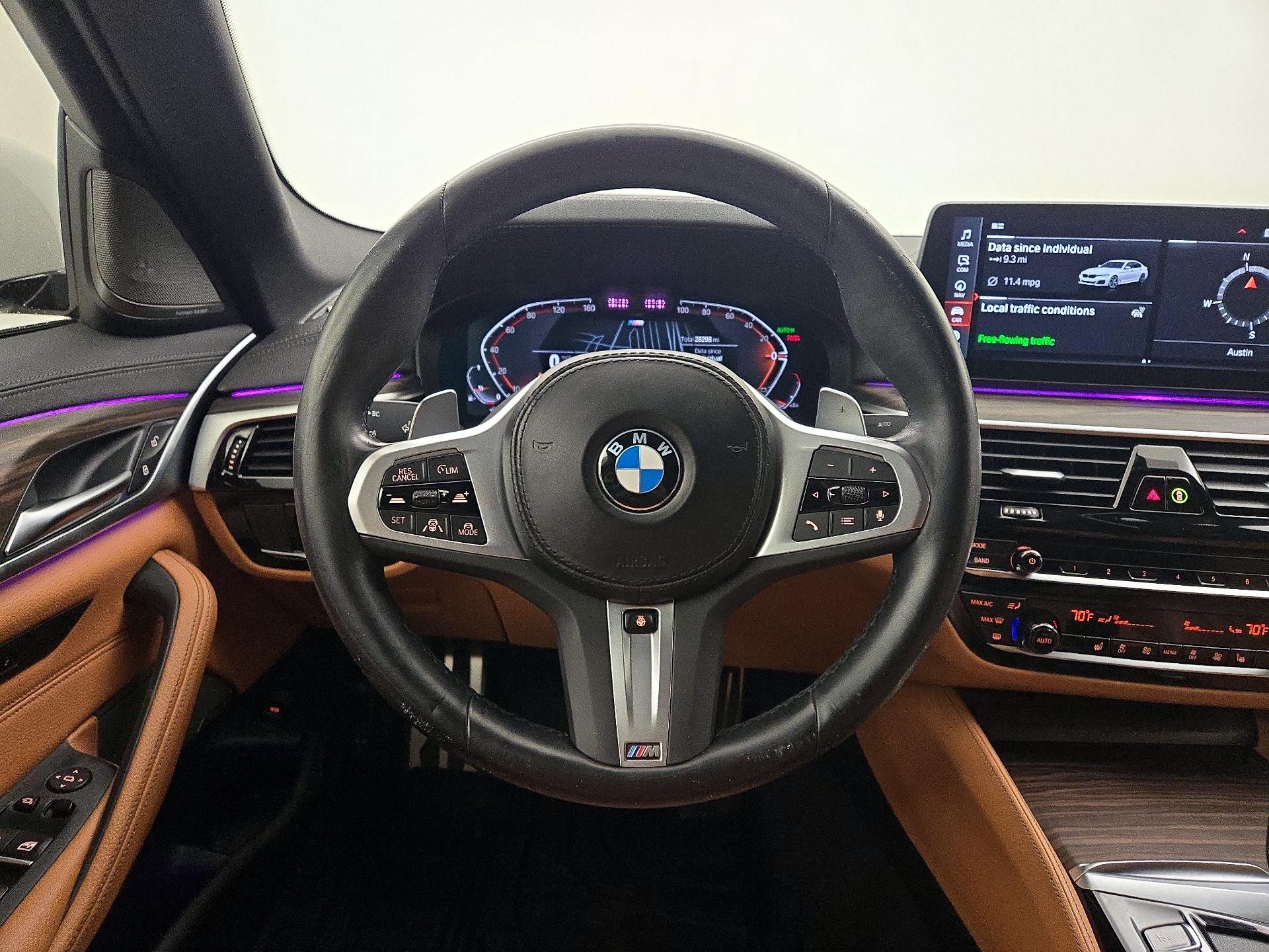 Thumbnail: 2023 BMW 5 Series - 10