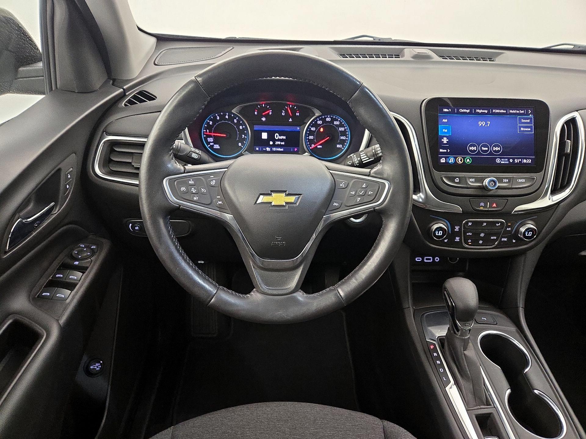 Thumbnail: 2022 Chevrolet Equinox - 10