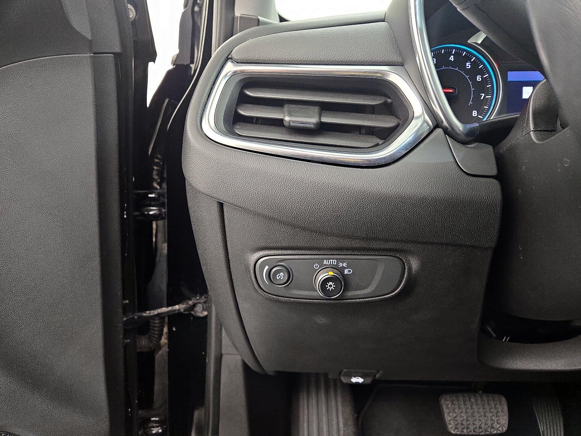 Thumbnail: 2022 Chevrolet Equinox - 14