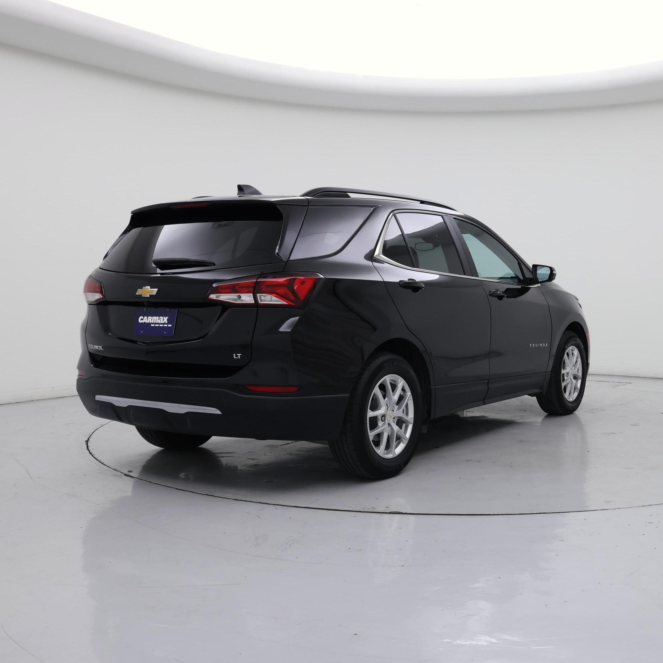 Thumbnail: 2022 Chevrolet Equinox - 8