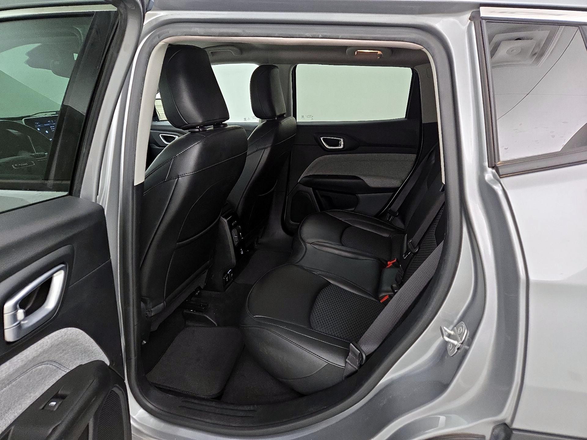 Thumbnail: 2022 Jeep Compass - 19