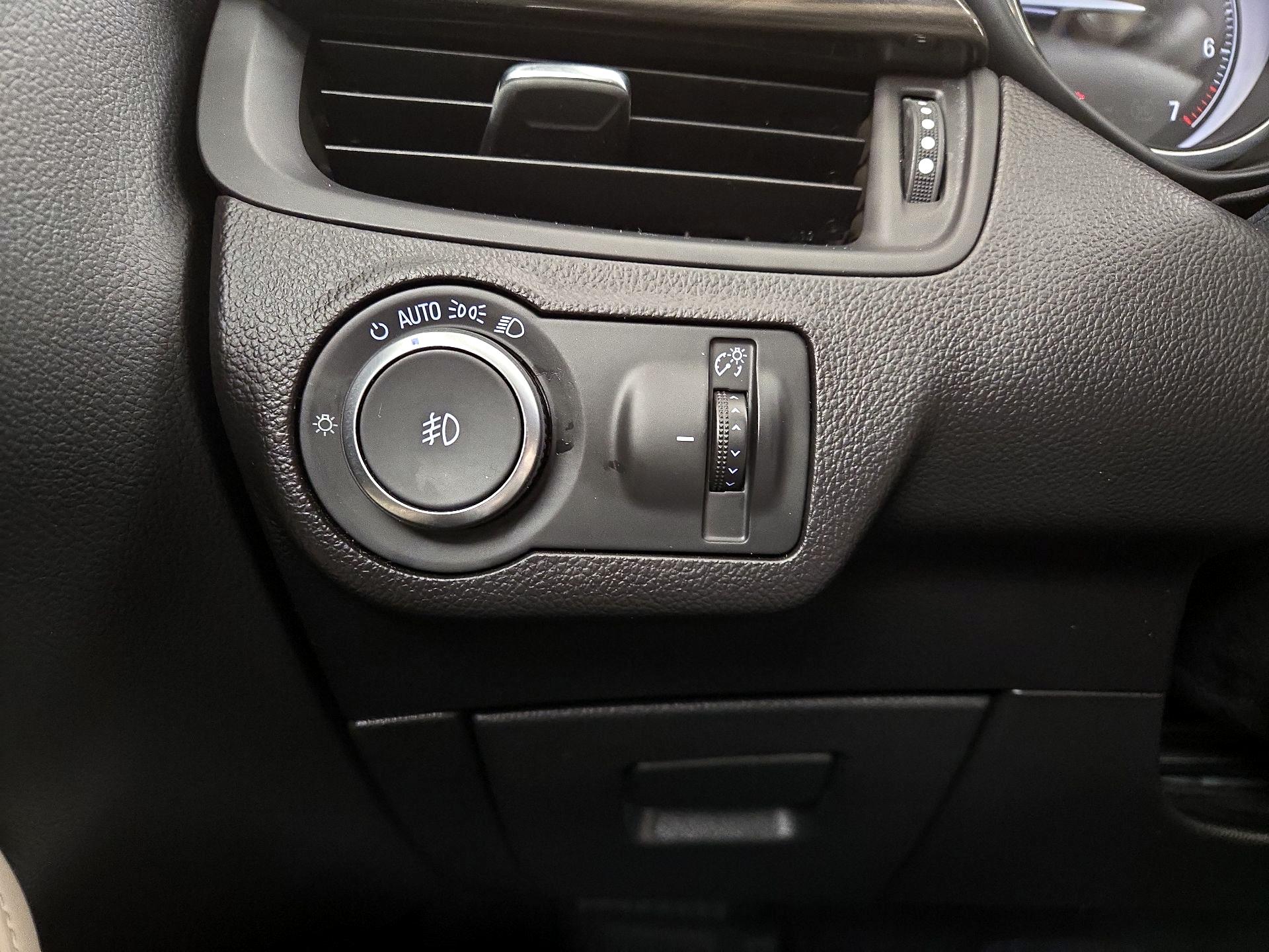 Thumbnail: 2020 Buick Envision - 13