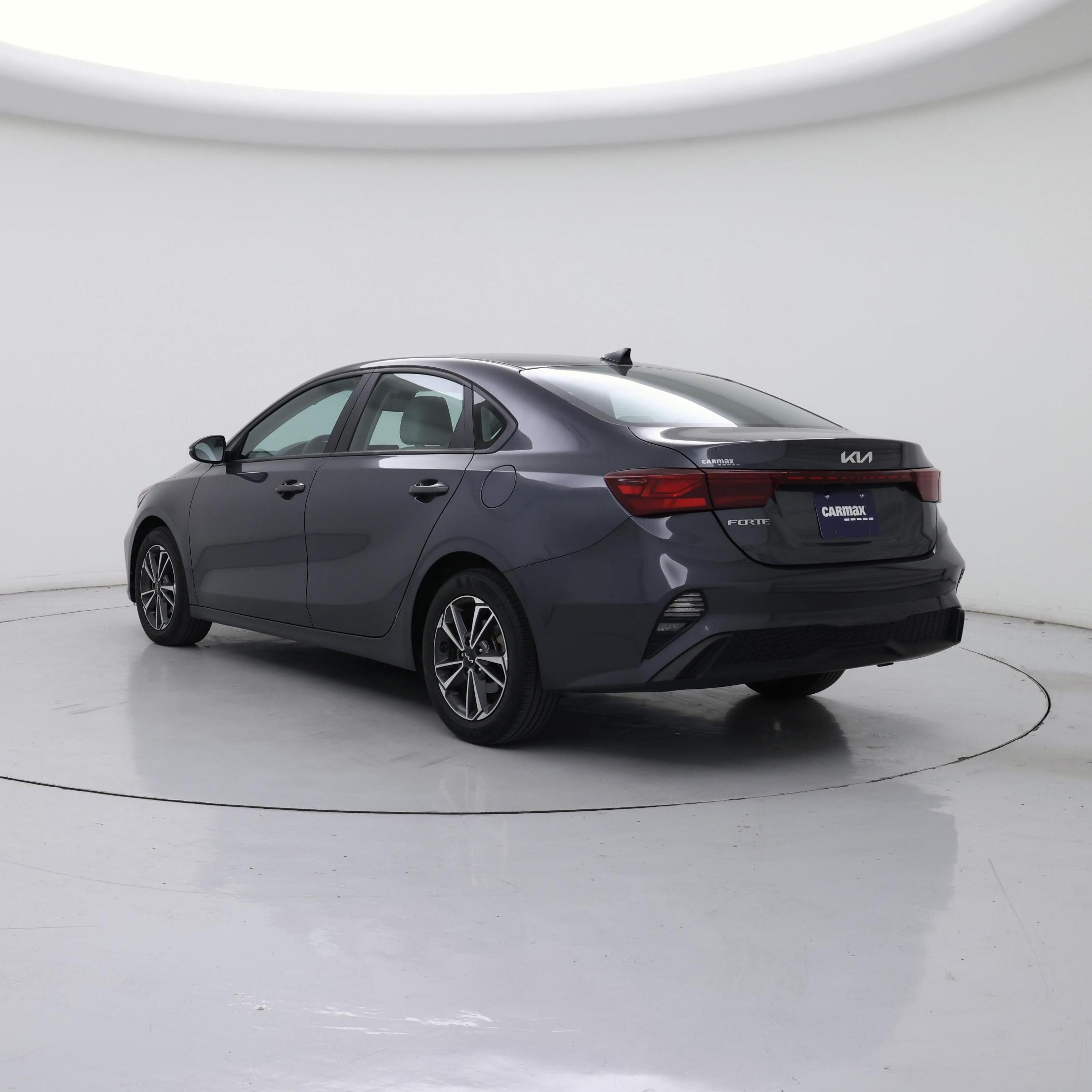 Thumbnail: 2023 Kia Forte - 2