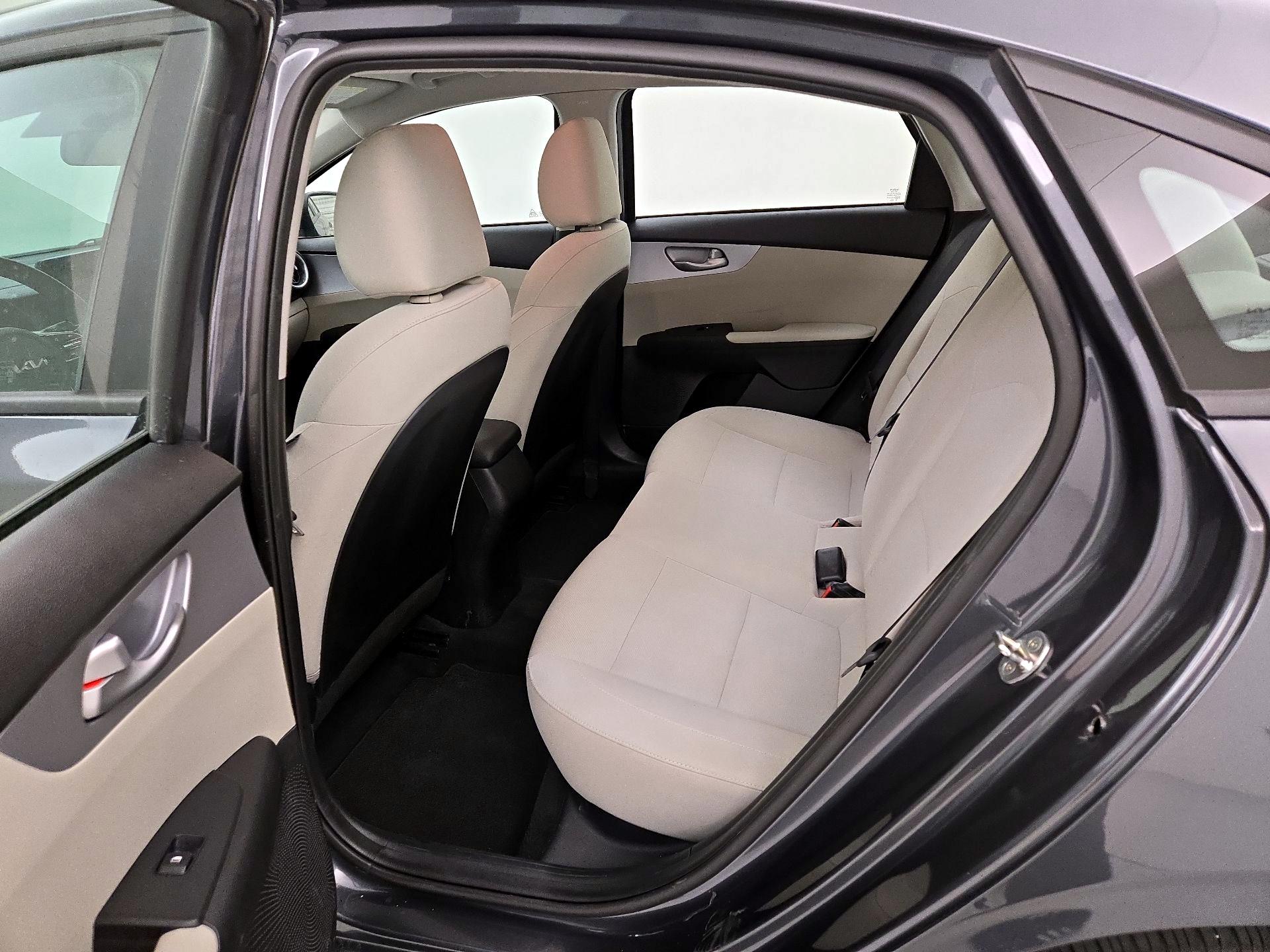 Thumbnail: 2023 Kia Forte - 19