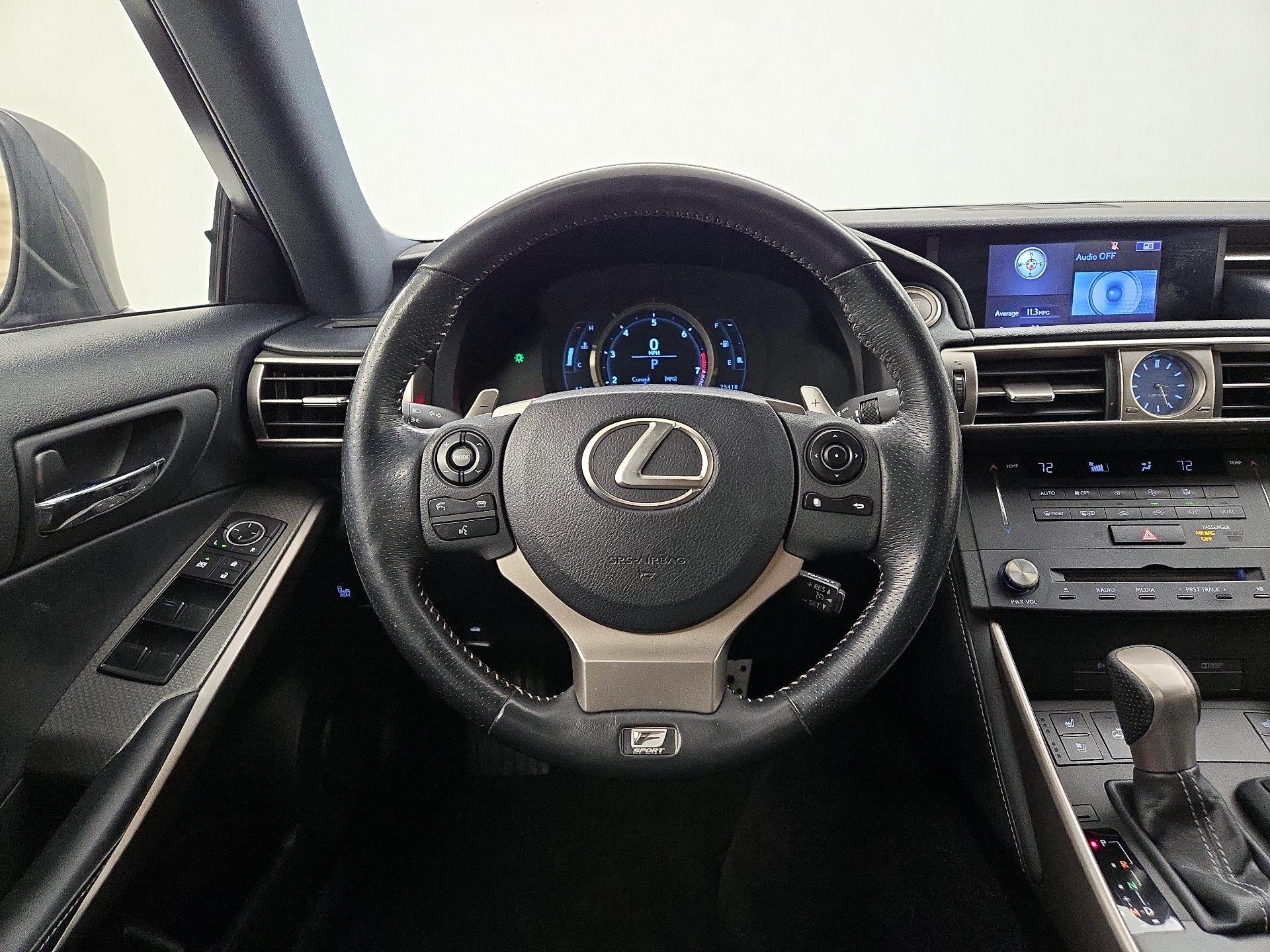 Thumbnail: 2015 Lexus IS - 10