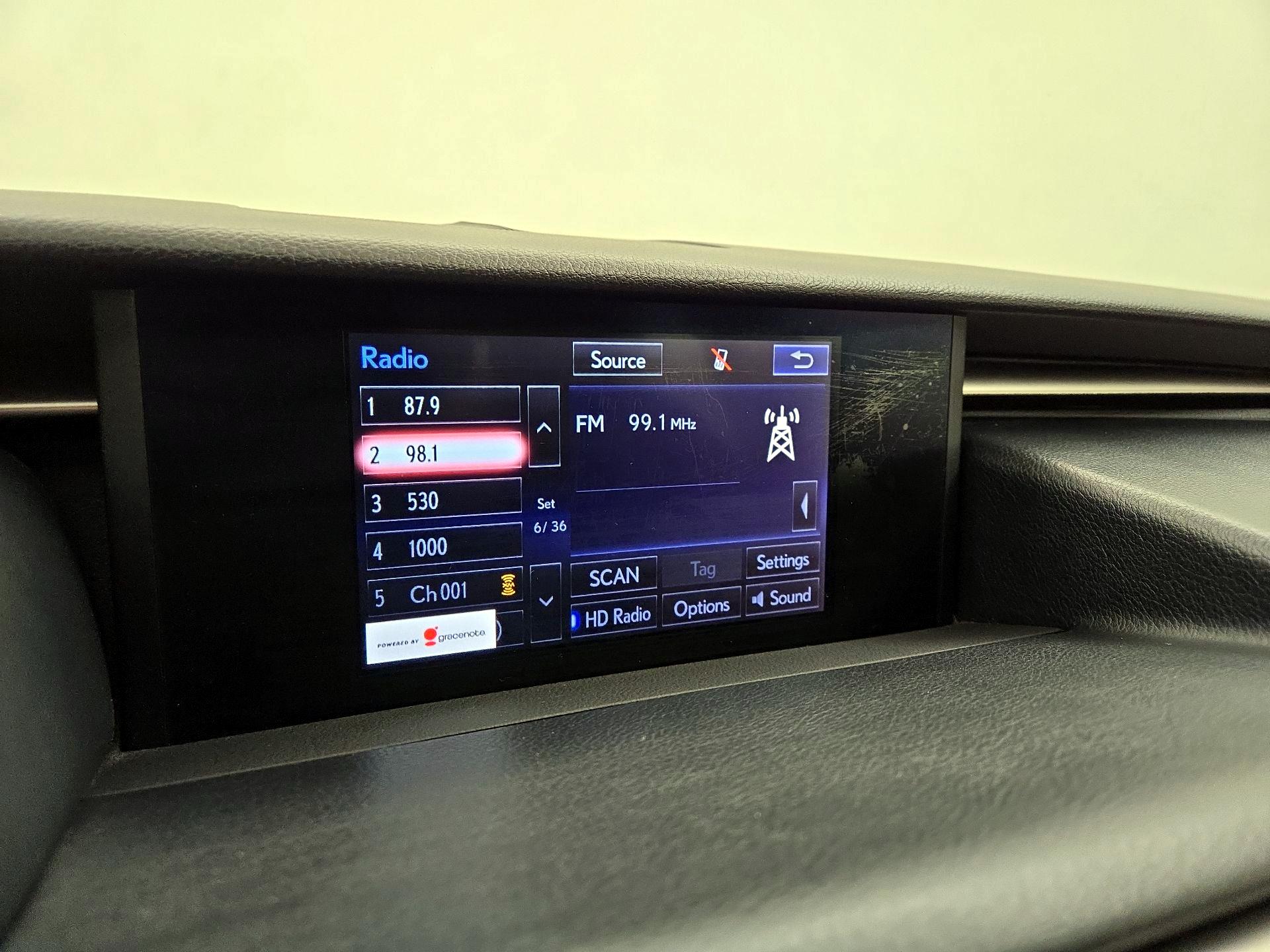 Thumbnail: 2015 Lexus IS - 16