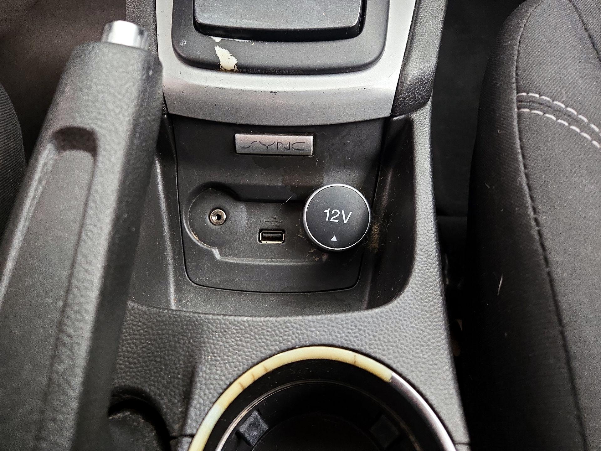 Thumbnail: 2019 Ford Fiesta - 18