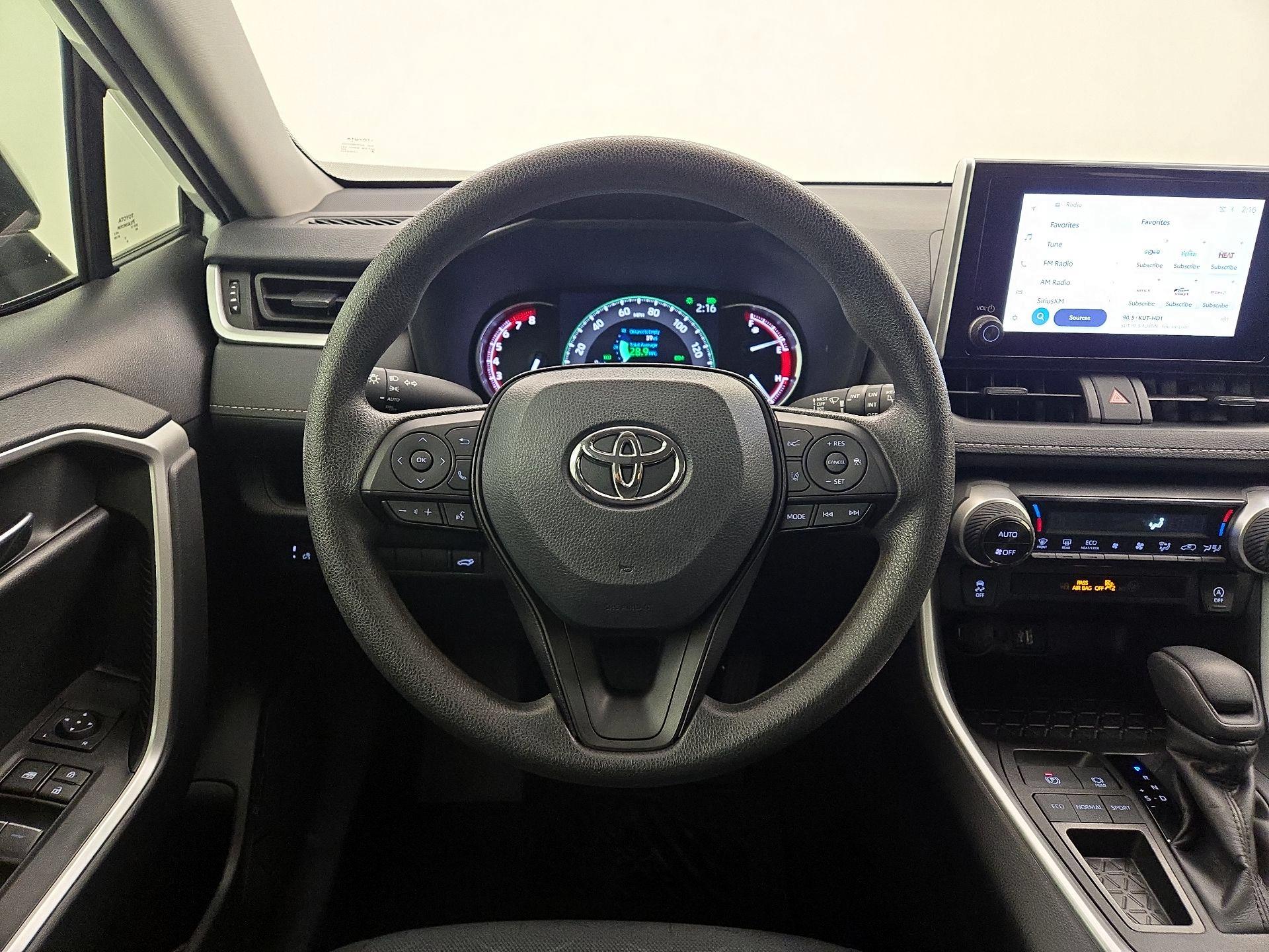 Thumbnail: 2024 Toyota RAV4 - 10