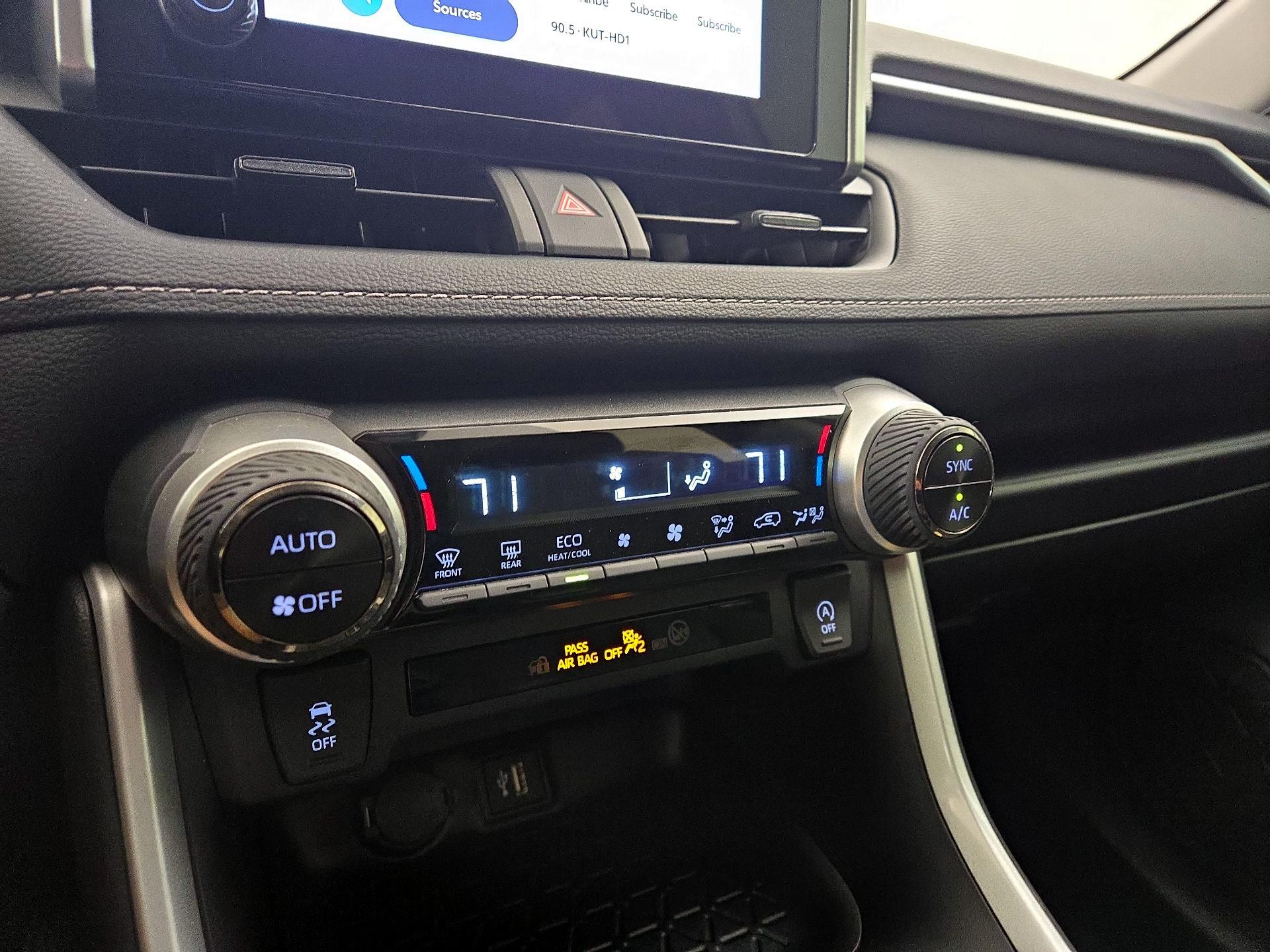 Thumbnail: 2024 Toyota RAV4 - 16