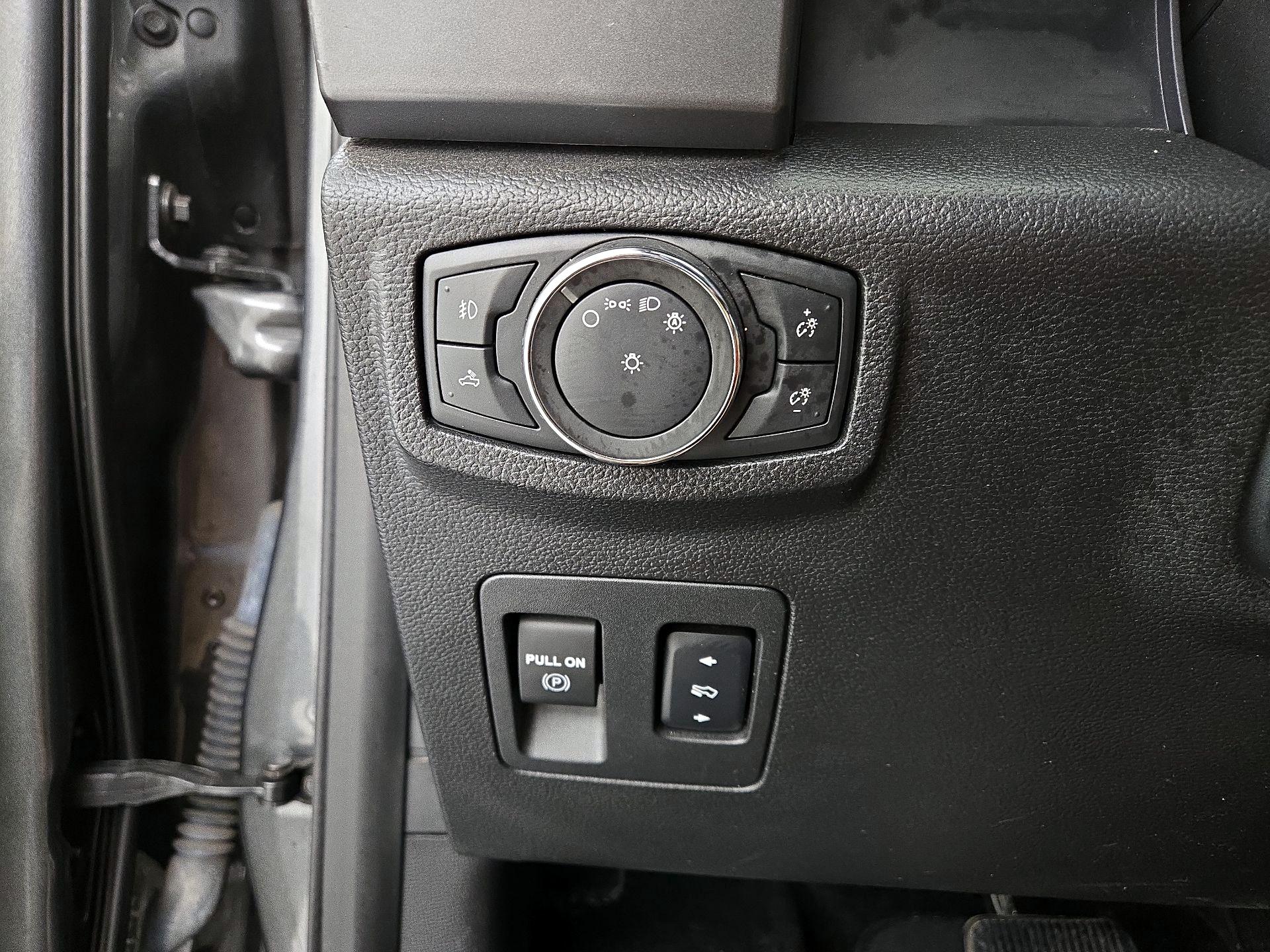 Thumbnail: 2018 Ford F-150 - 13