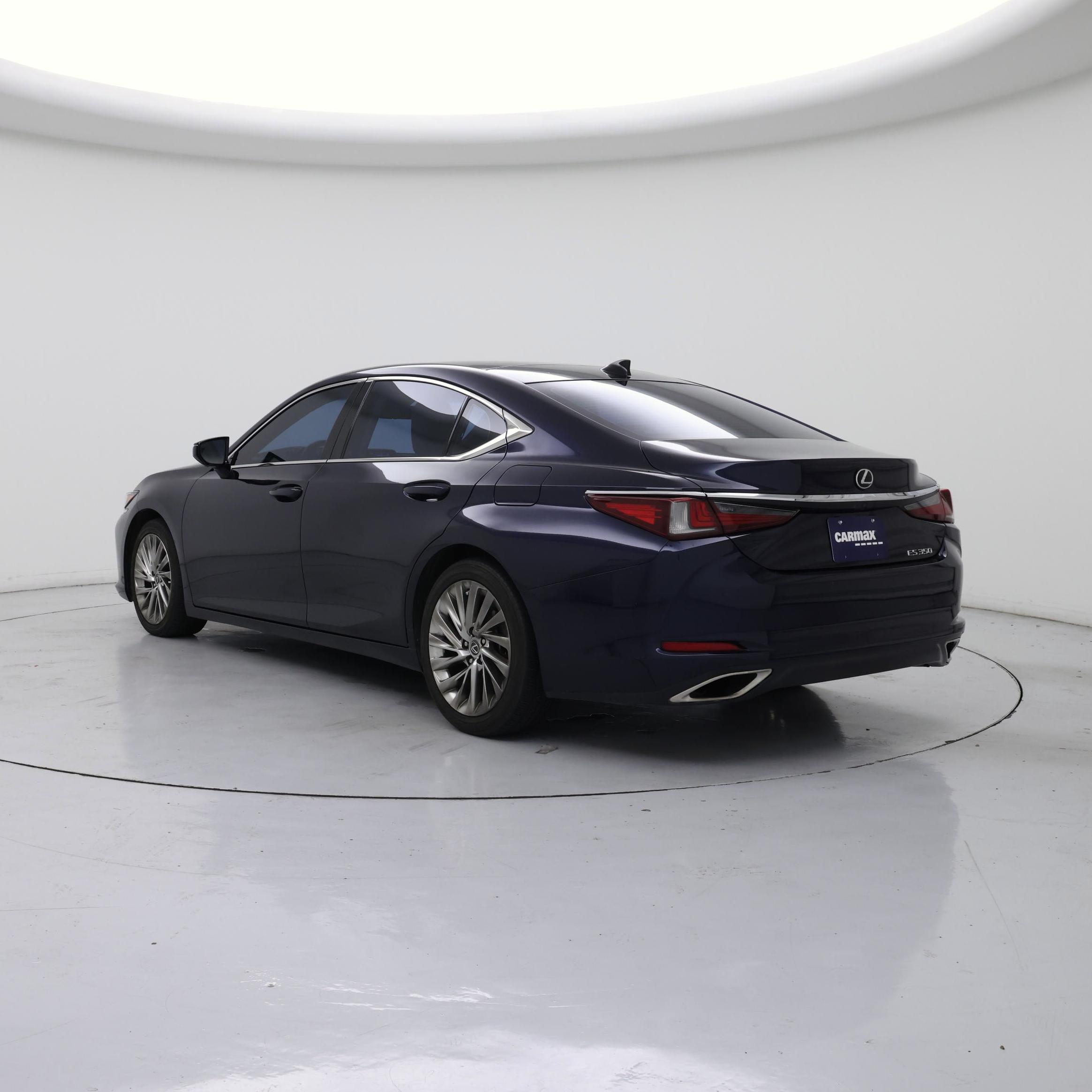 Thumbnail: 2021 Lexus ES - 2