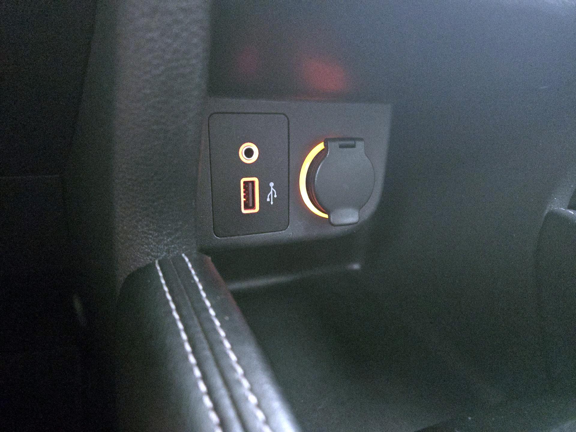 Thumbnail: 2020 Nissan Kicks - 17