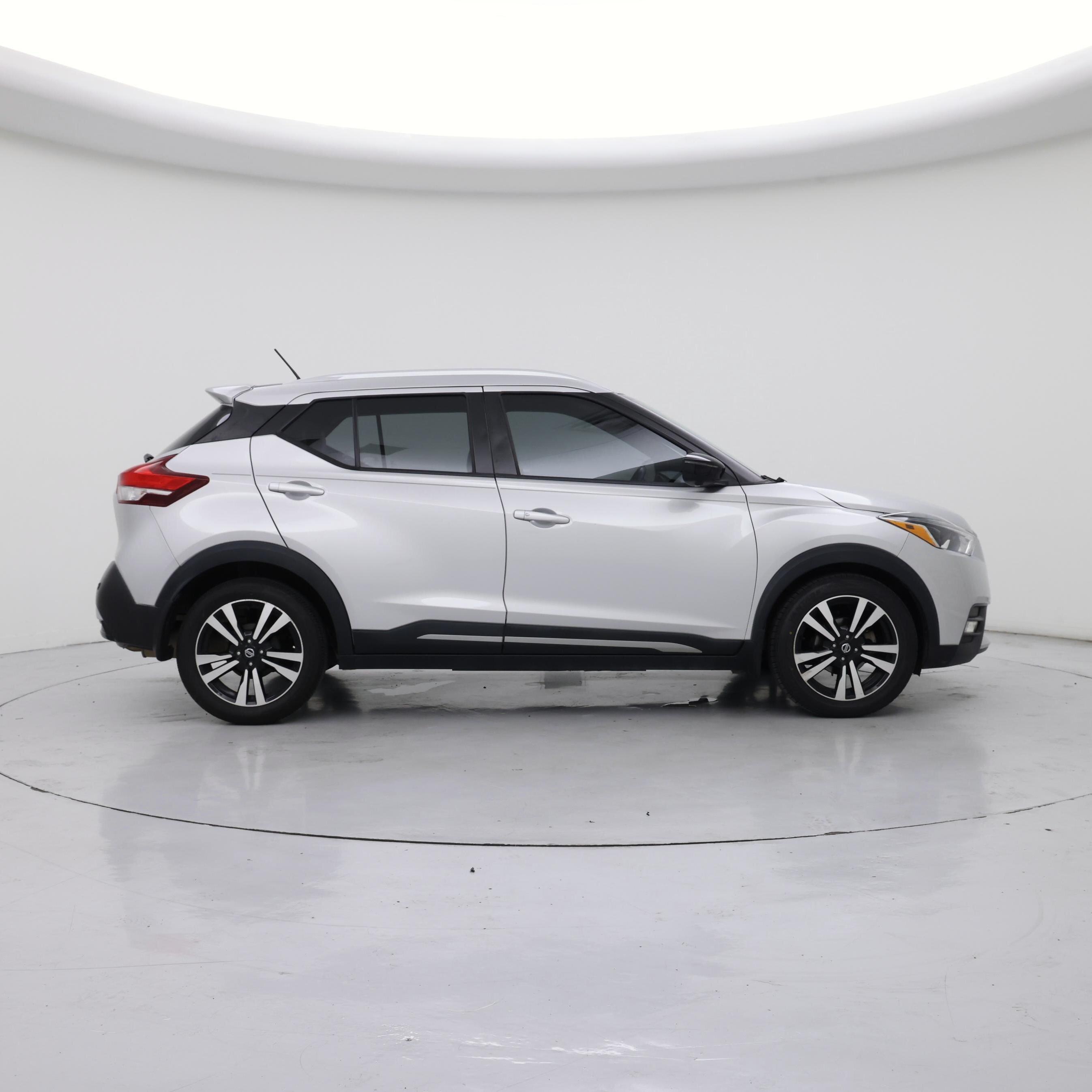 Thumbnail: 2020 Nissan Kicks - 7