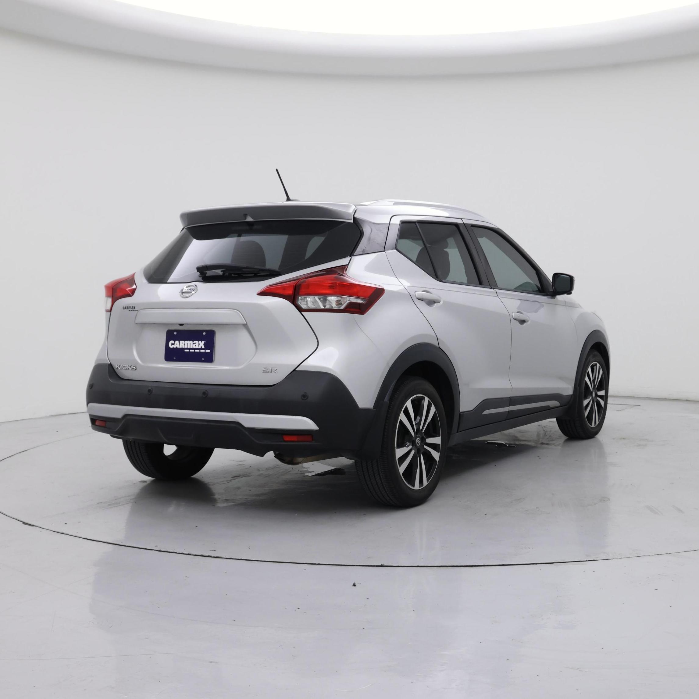 Thumbnail: 2020 Nissan Kicks - 8