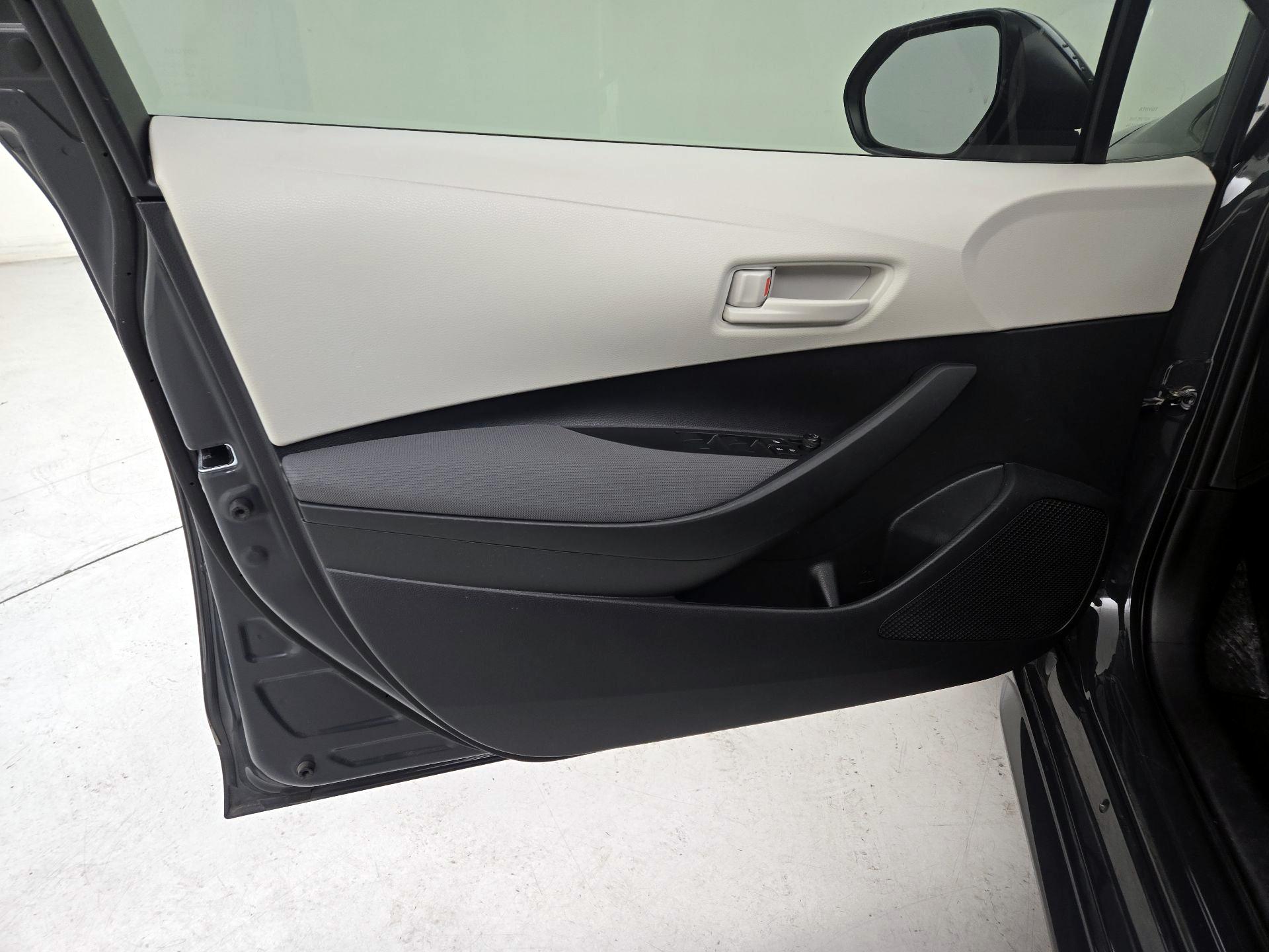 Thumbnail: 2023 Toyota Corolla - 12