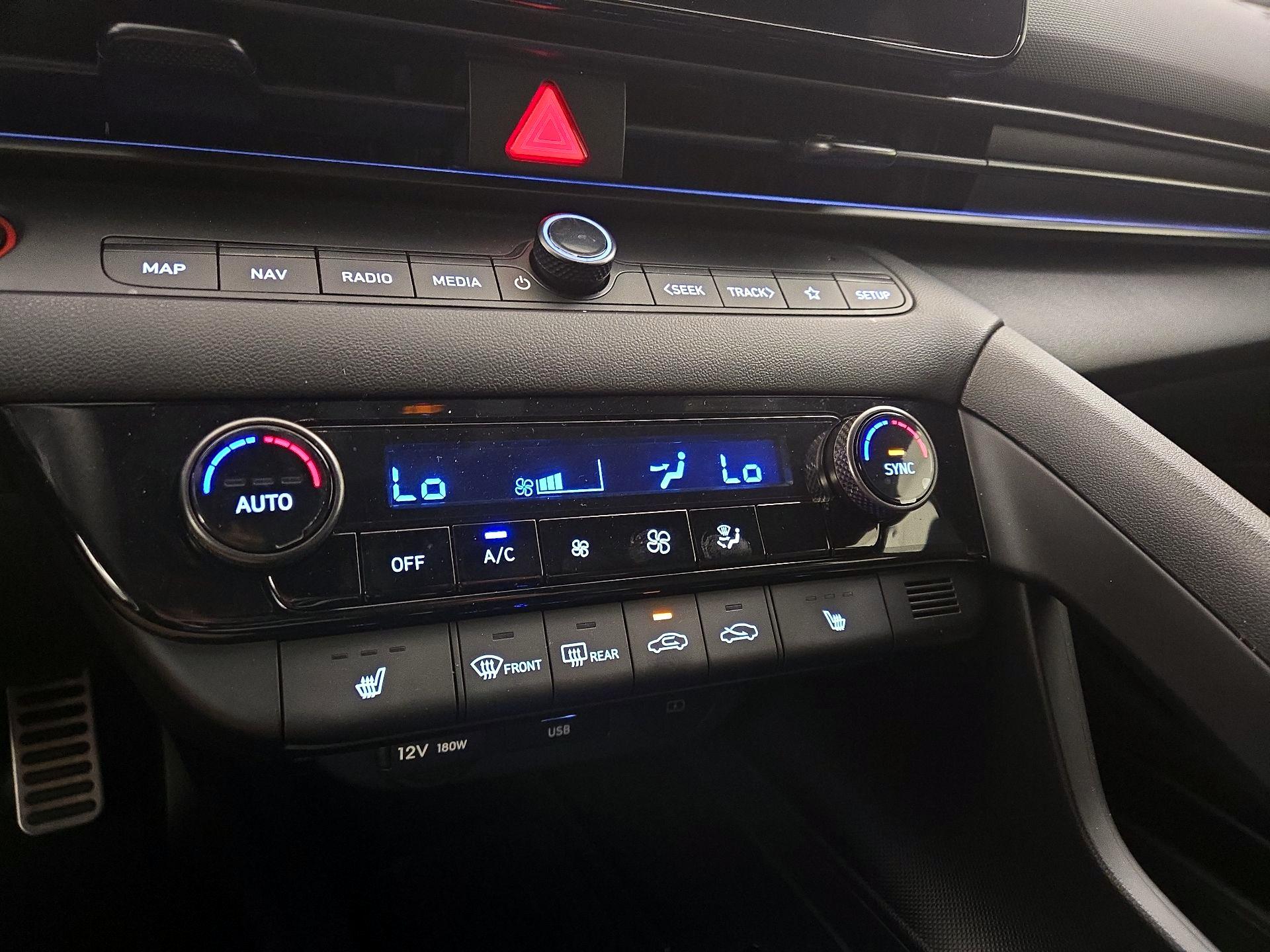 Thumbnail: 2025 Hyundai Elantra - 17