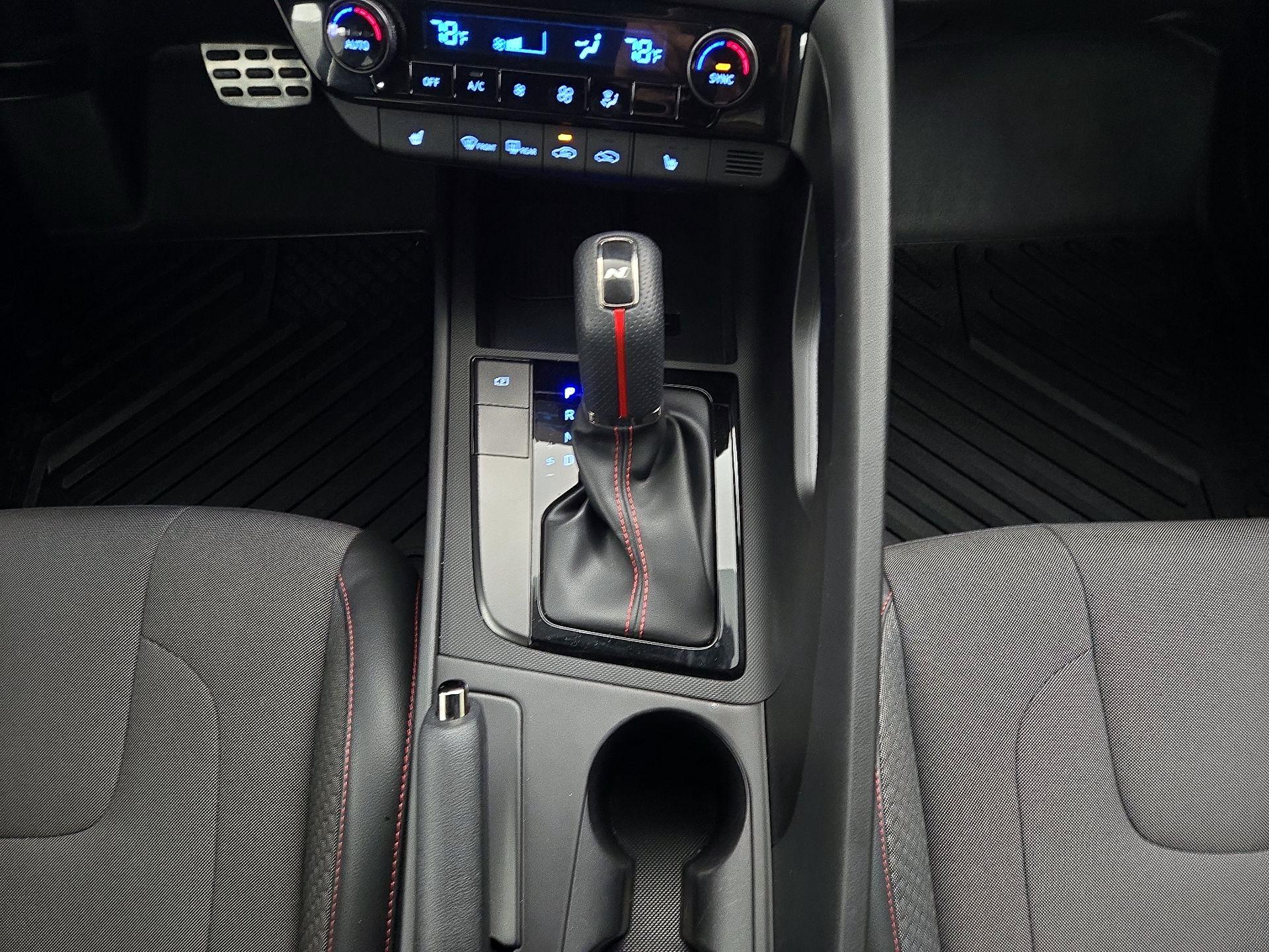 Thumbnail: 2025 Hyundai Elantra - 18