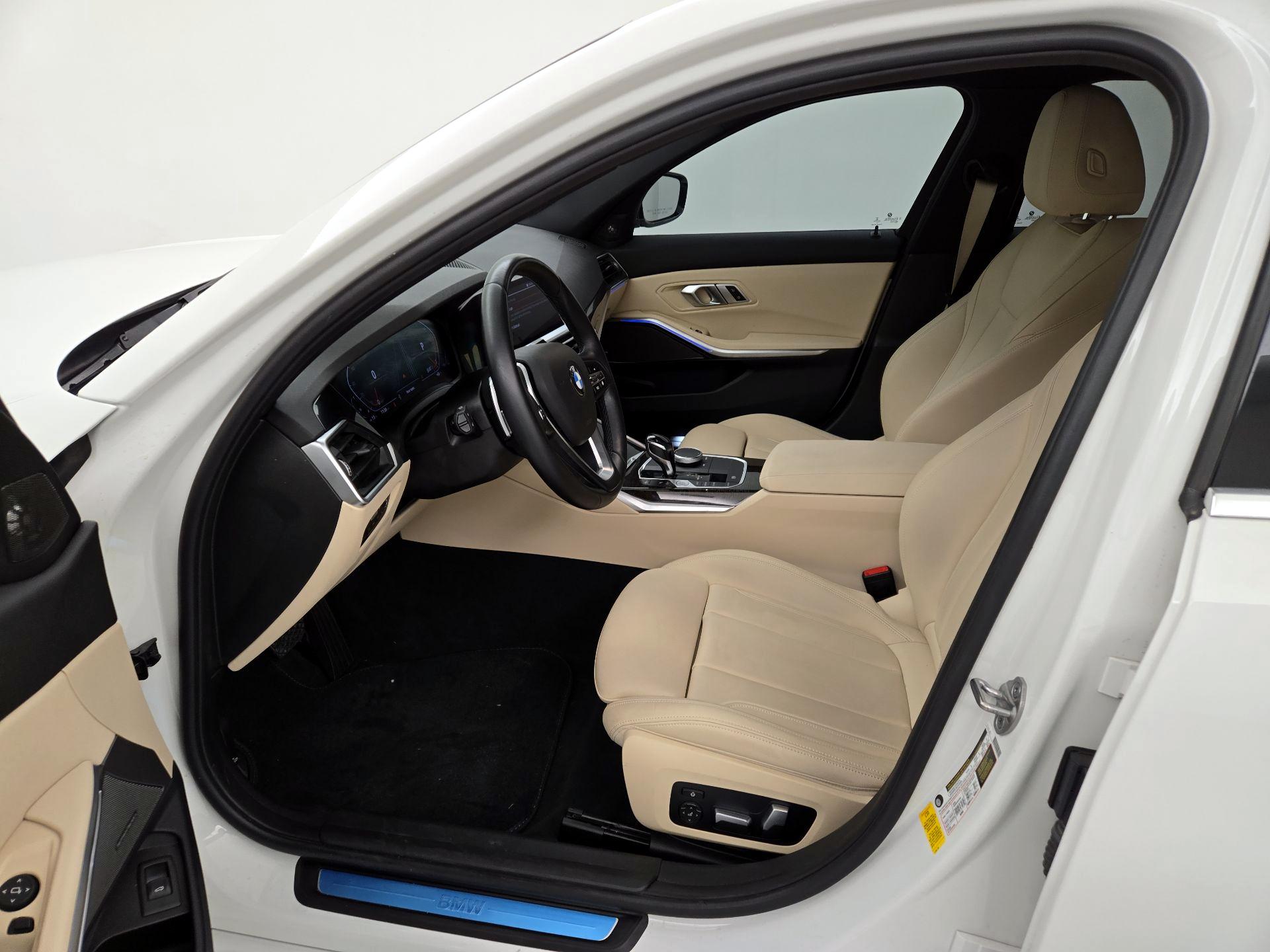 Thumbnail: 2021 BMW 3 Series - 11