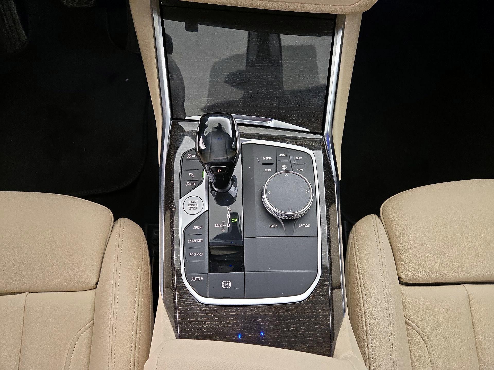 Thumbnail: 2021 BMW 3 Series - 18