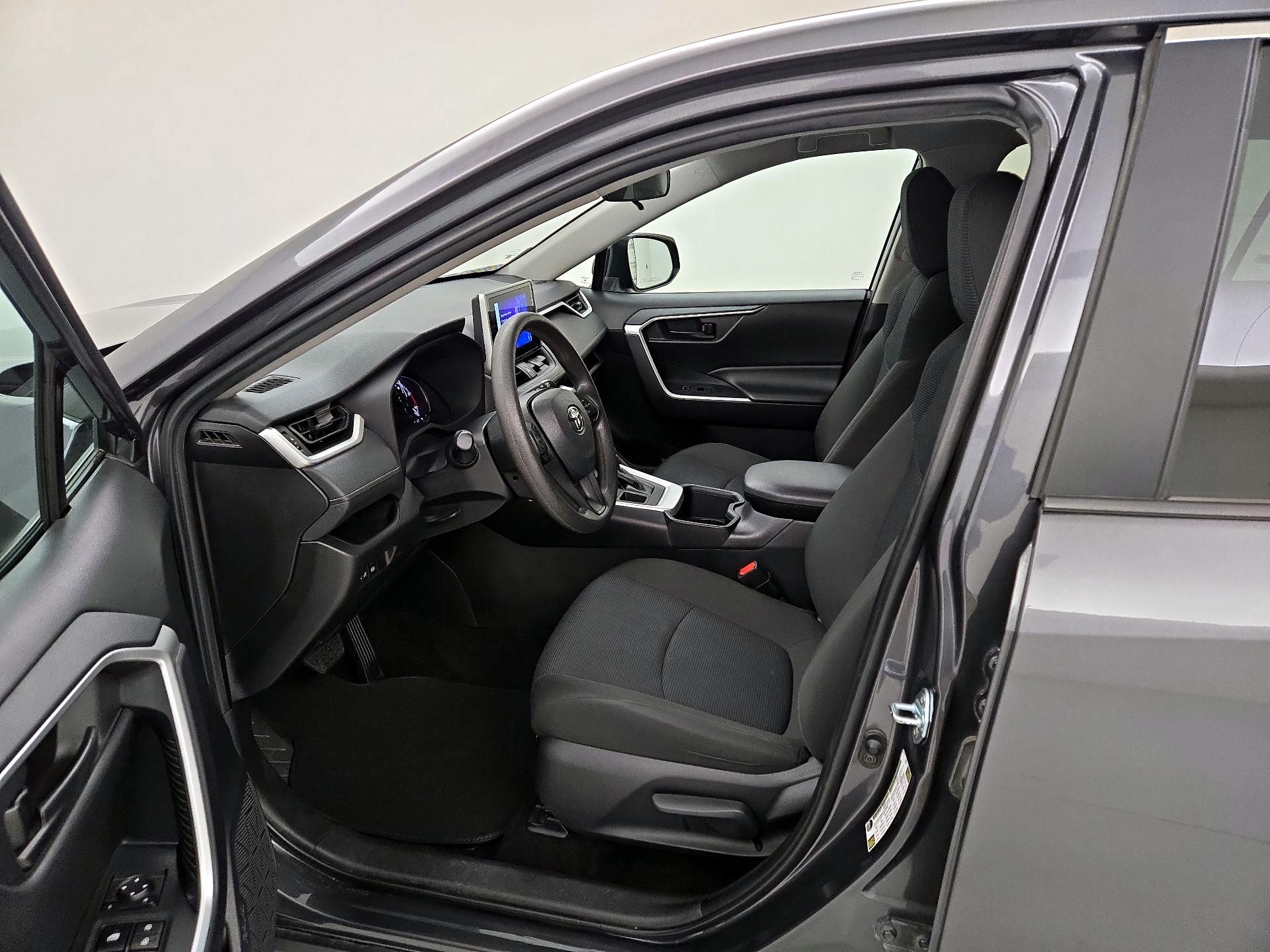 Thumbnail: 2024 Toyota RAV4 - 11