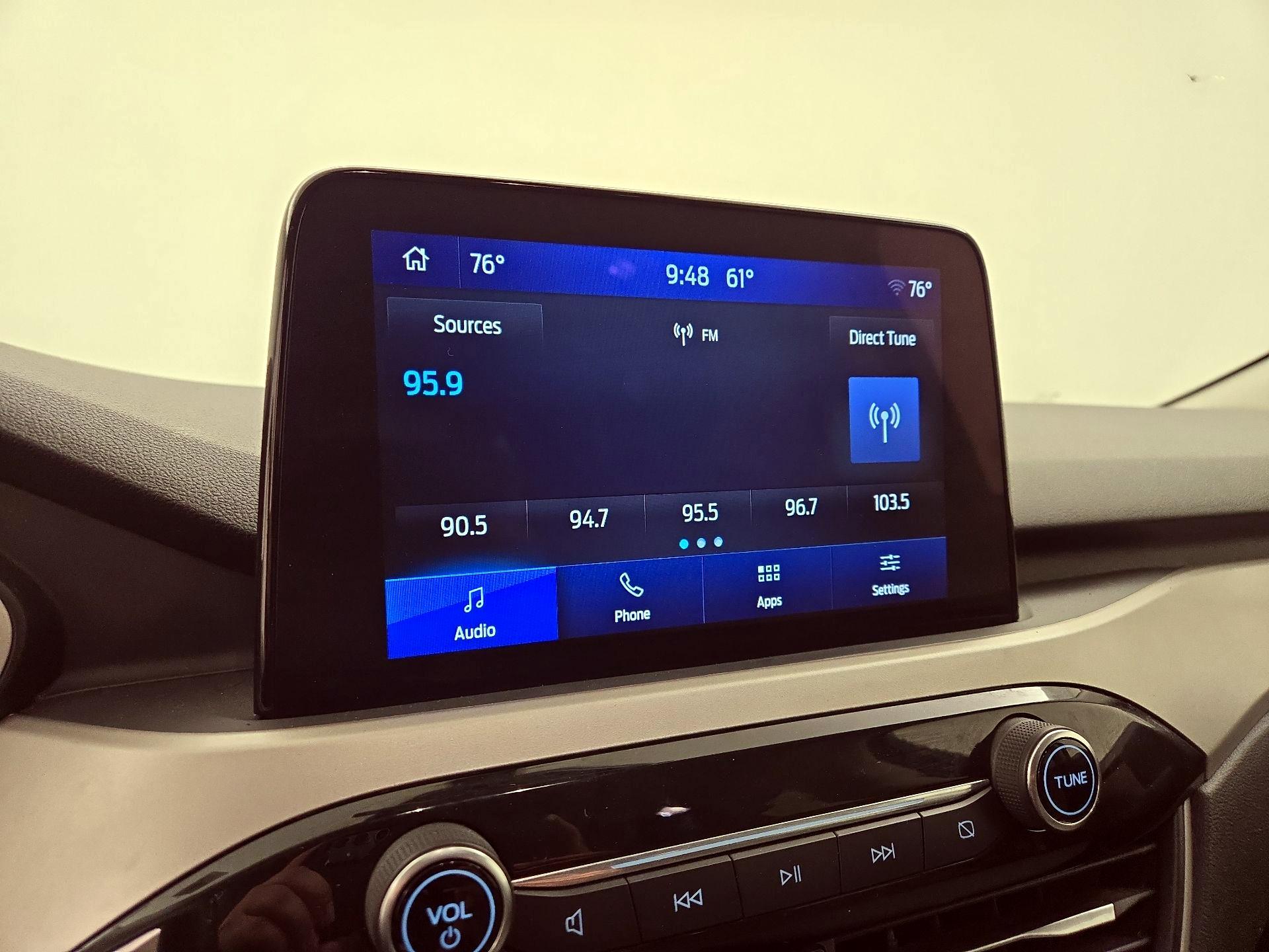 Thumbnail: 2022 Ford Escape - 15