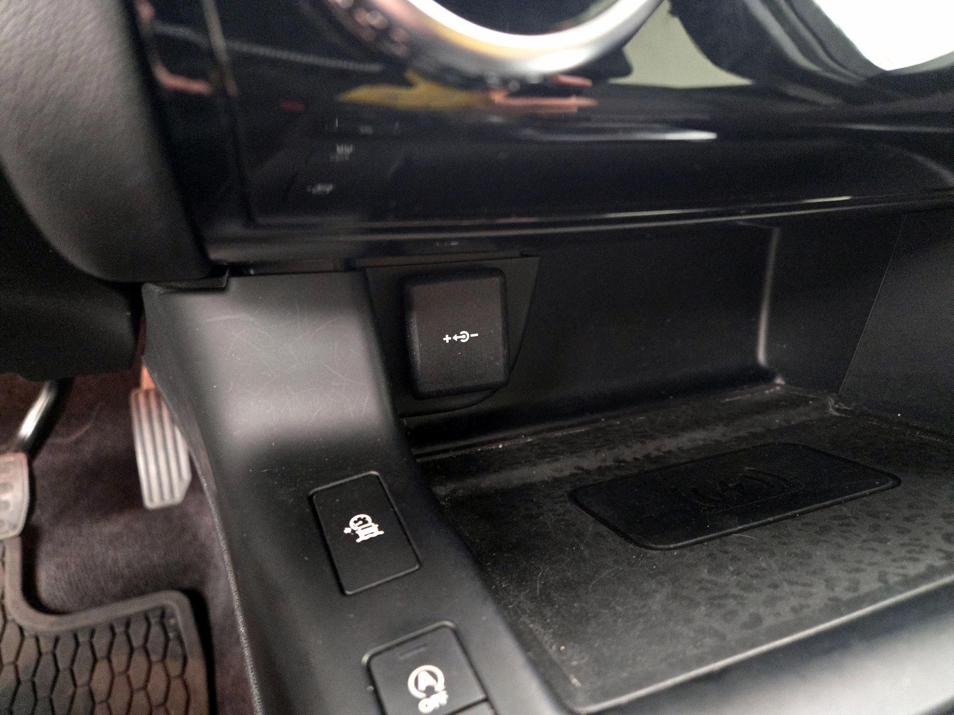 Thumbnail: 2022 Jaguar E-Pace - 19